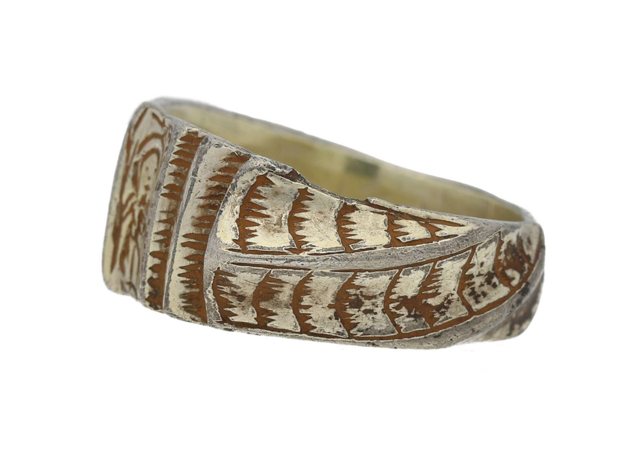 Medieval gilt iconographic saints ring, circa 15th century. In Good Condition For Sale In London, GB