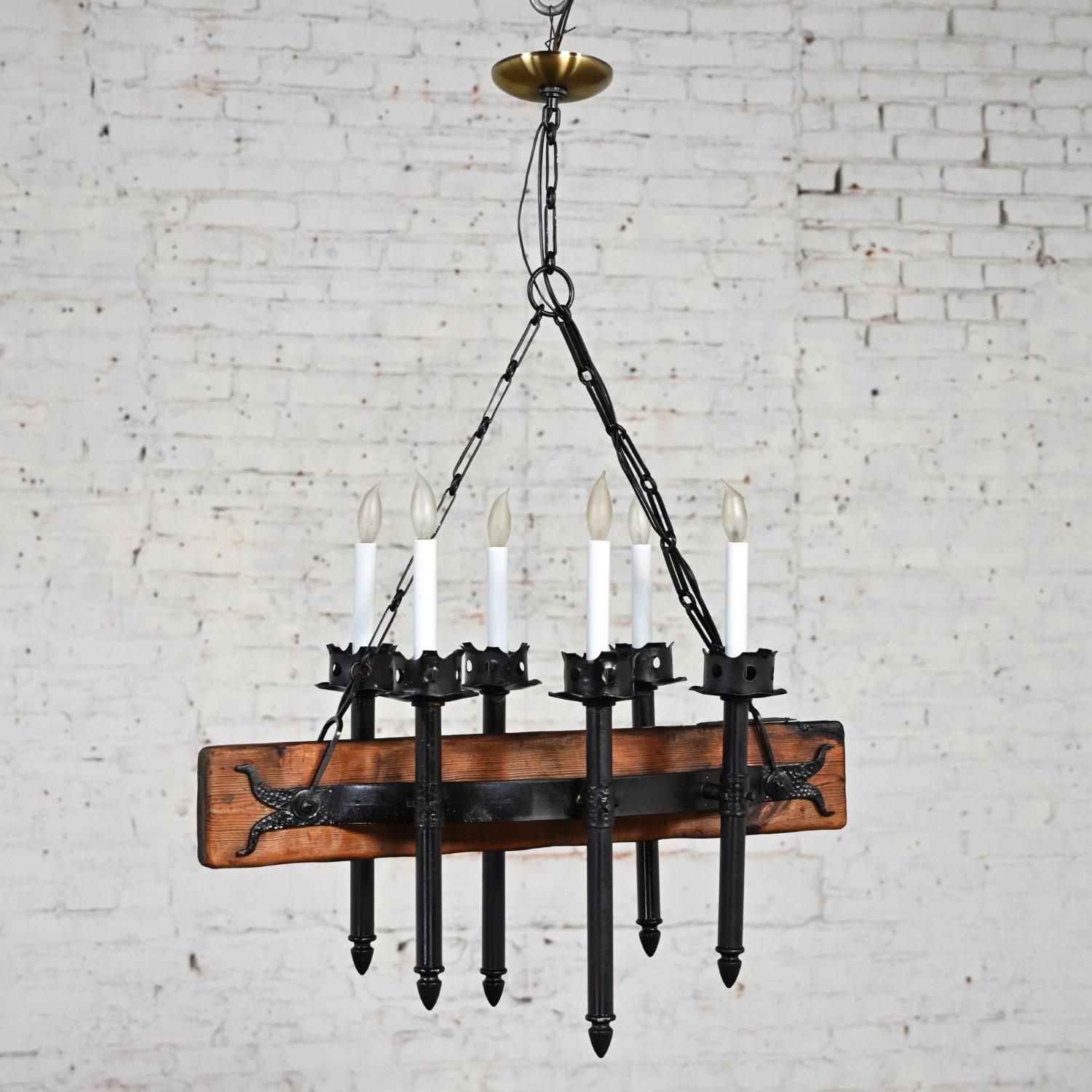 Medieval Gothic Spanish Revival Iron & Wood Beam Hanging Light Fixture Mexico For Sale 13