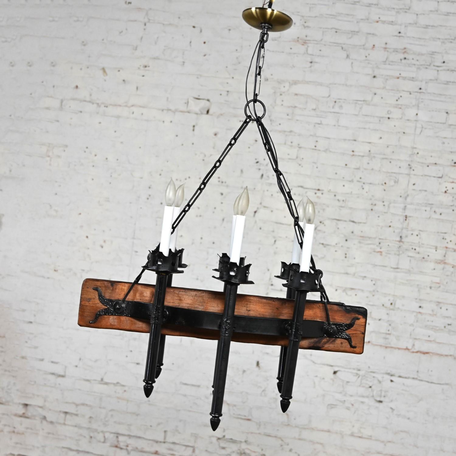 Mexican Medieval Gothic Spanish Revival Iron & Wood Beam Hanging Light Fixture Mexico For Sale