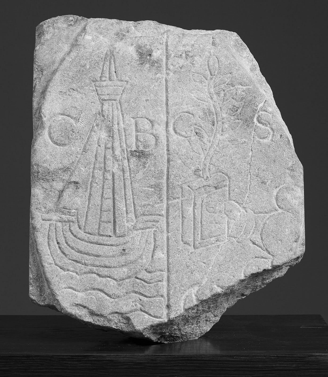 Carved Medieval Limestone Commemorative Stone Marker, English, circa 1450-1550
