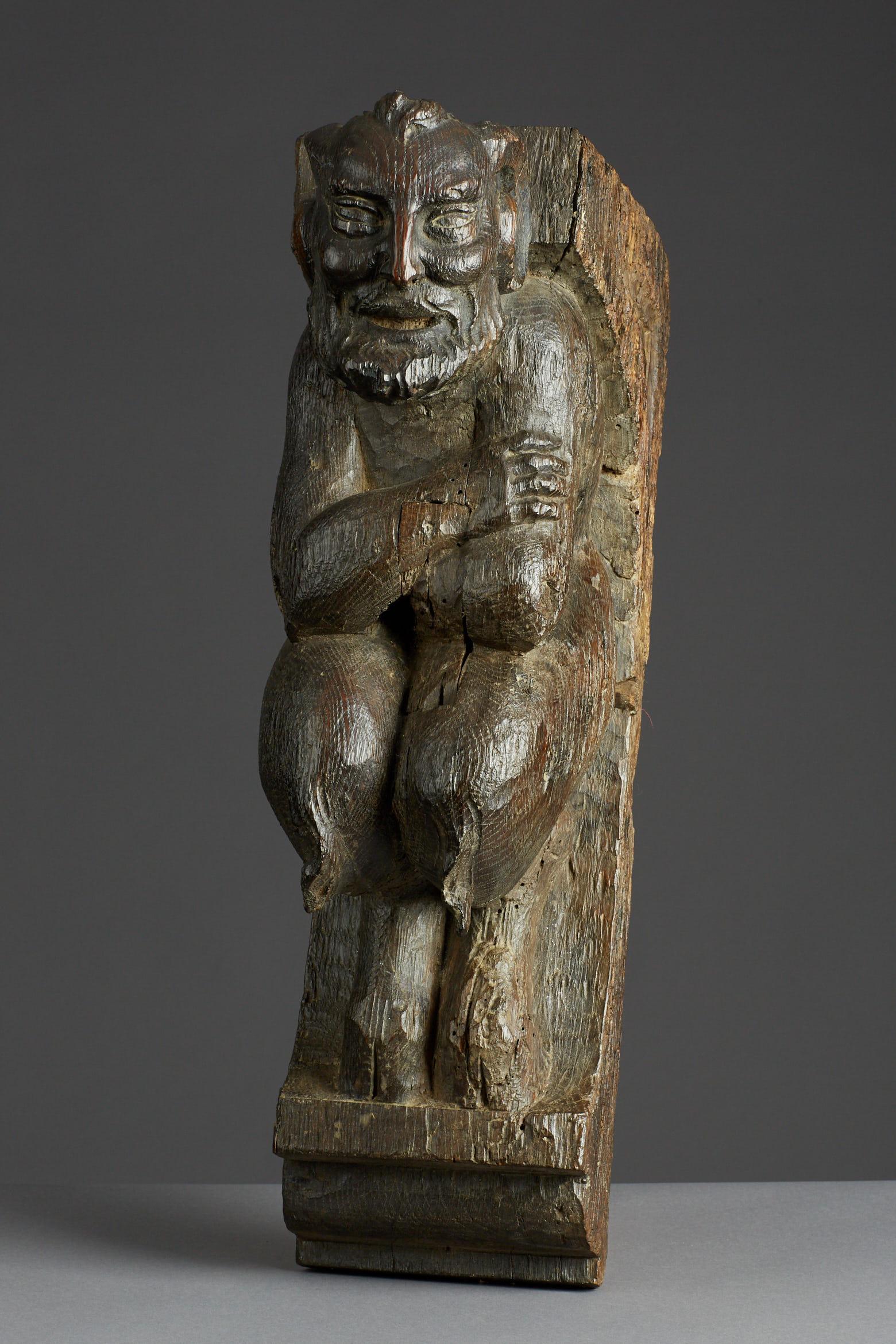 Medieval Oak Corbel of a Satyr, English, circa 1450-1500 In Good Condition In Matlock, Derbyshire