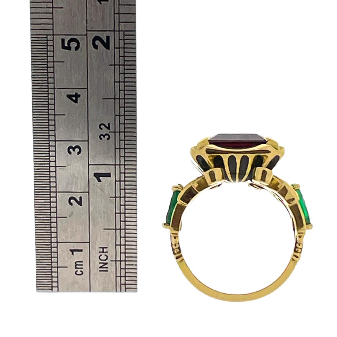 7.9ct Garnet, 1.65cts Emeralds, Enamel, & 18kt Yellow Gold Antique Style Ring  For Sale 11