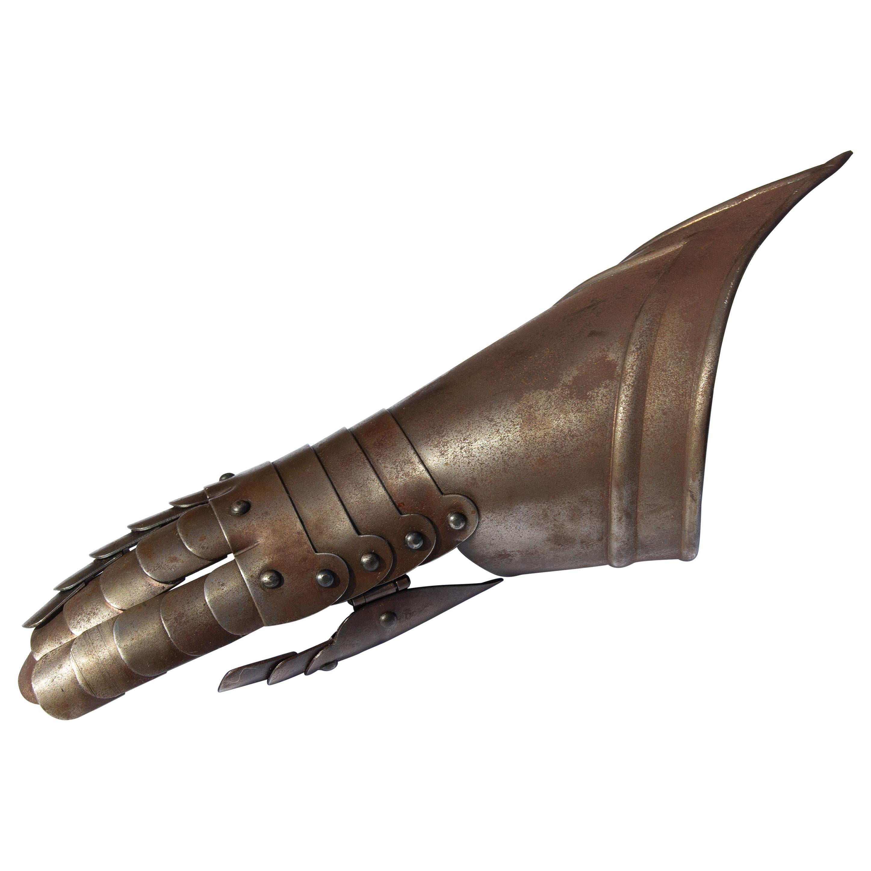 Medieval Style Armor Gauntlet Articulated Steel For Sale