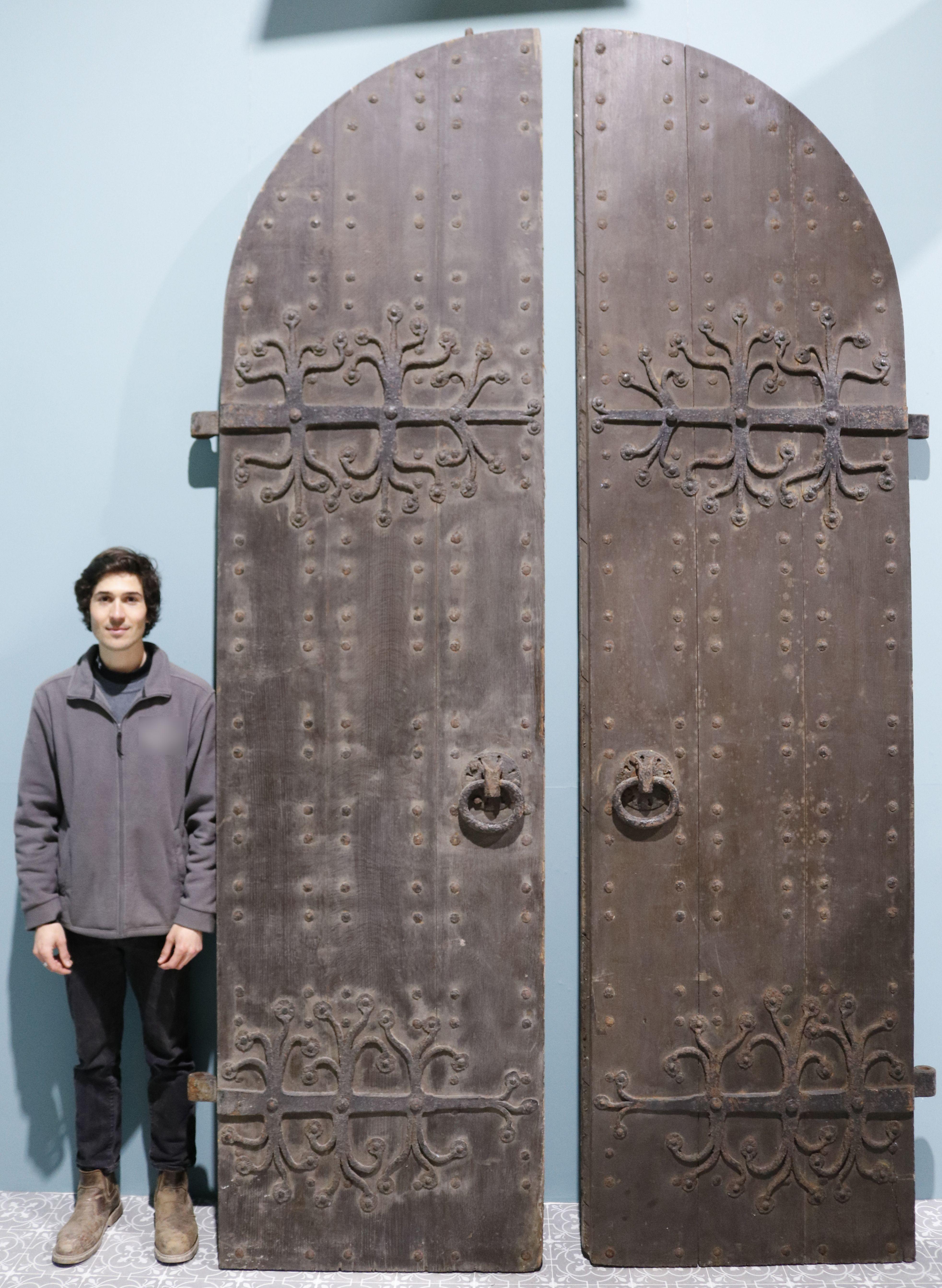 Medieval Style English Church Doors In Good Condition For Sale In Wormelow, Herefordshire