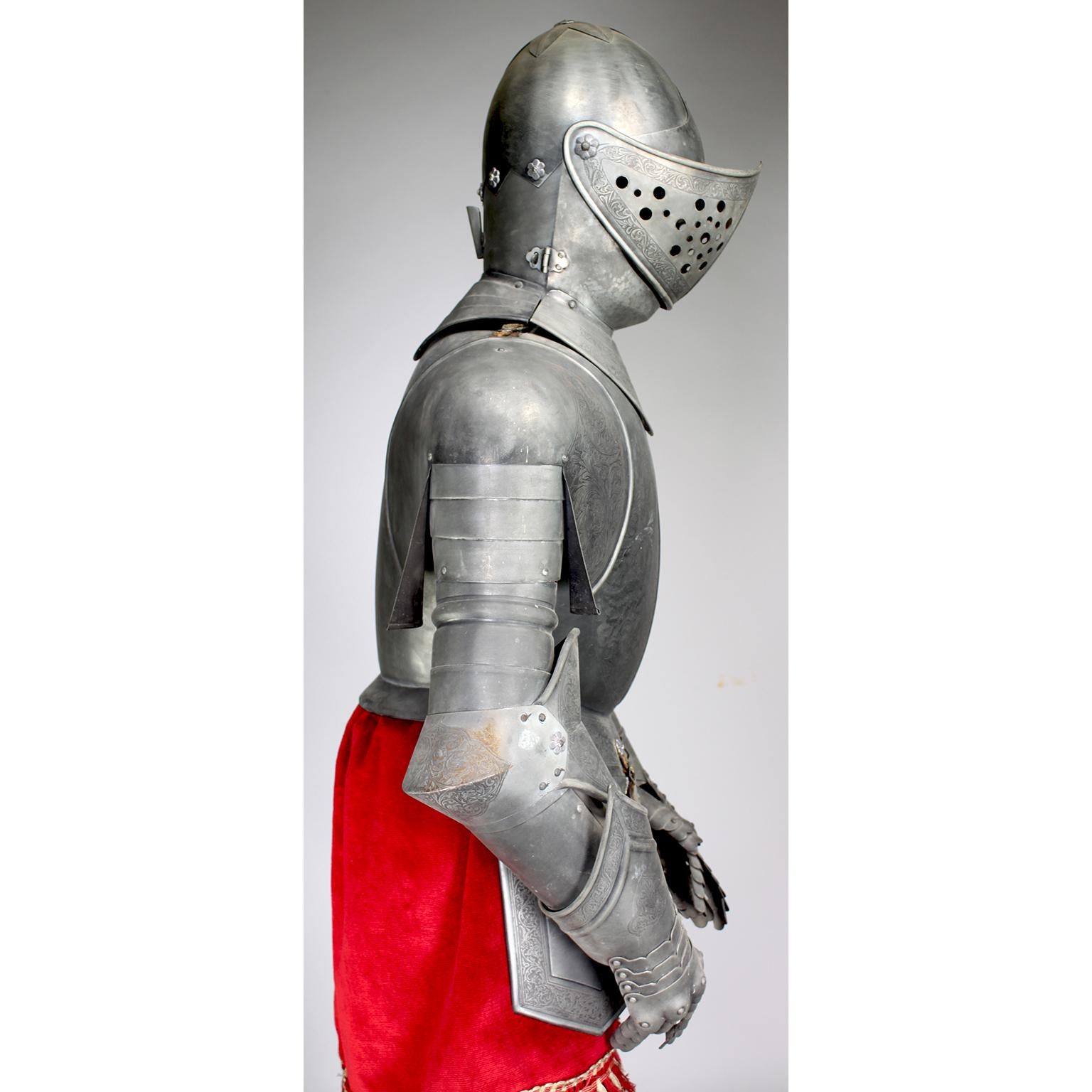 Medieval Style Full-Body Size Embossed Metal Suit of Armor or Armour with Sword 4