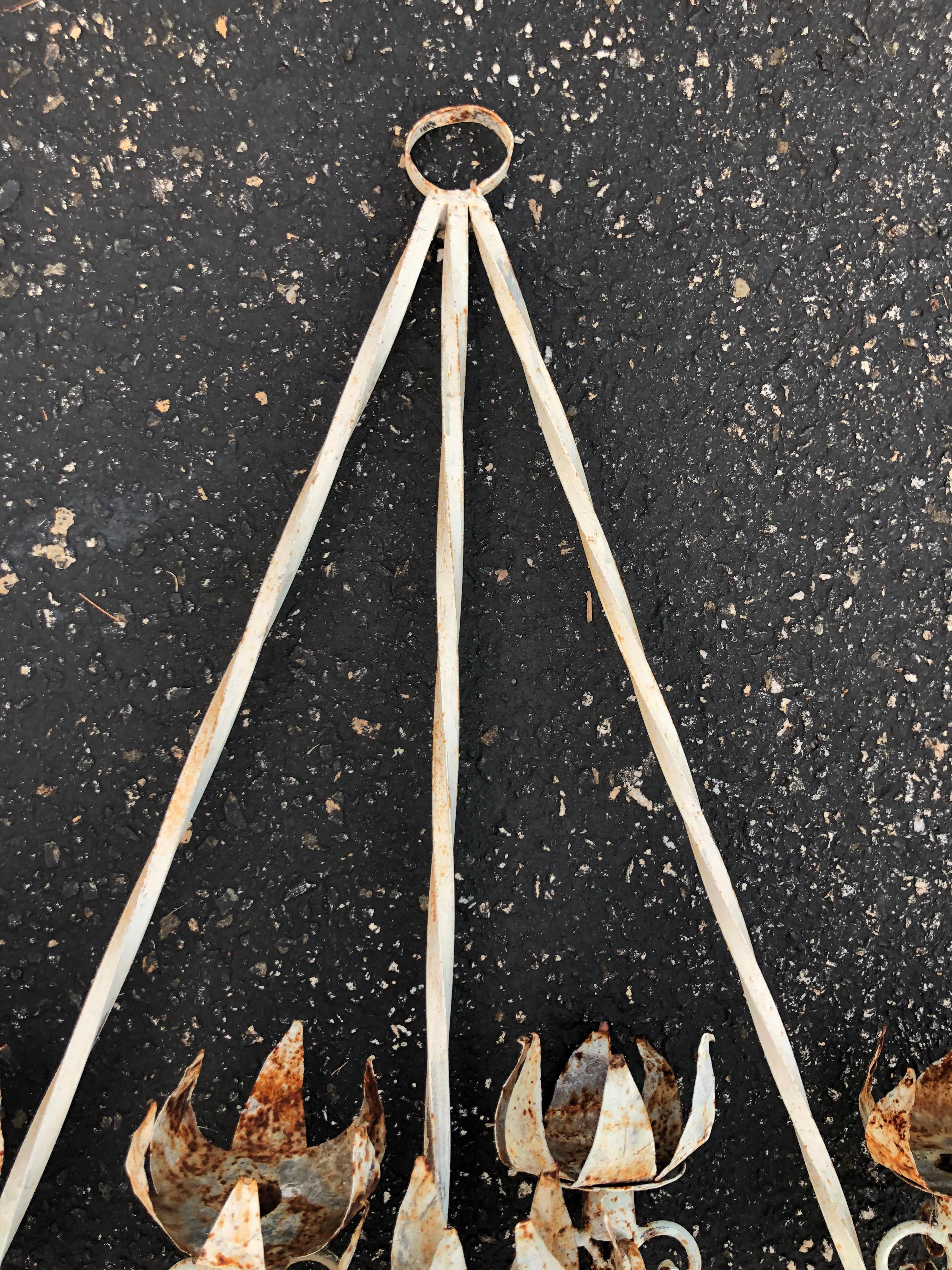 Mittelalterlicher Wandkronleuchter aus Eisen im Angebot 2