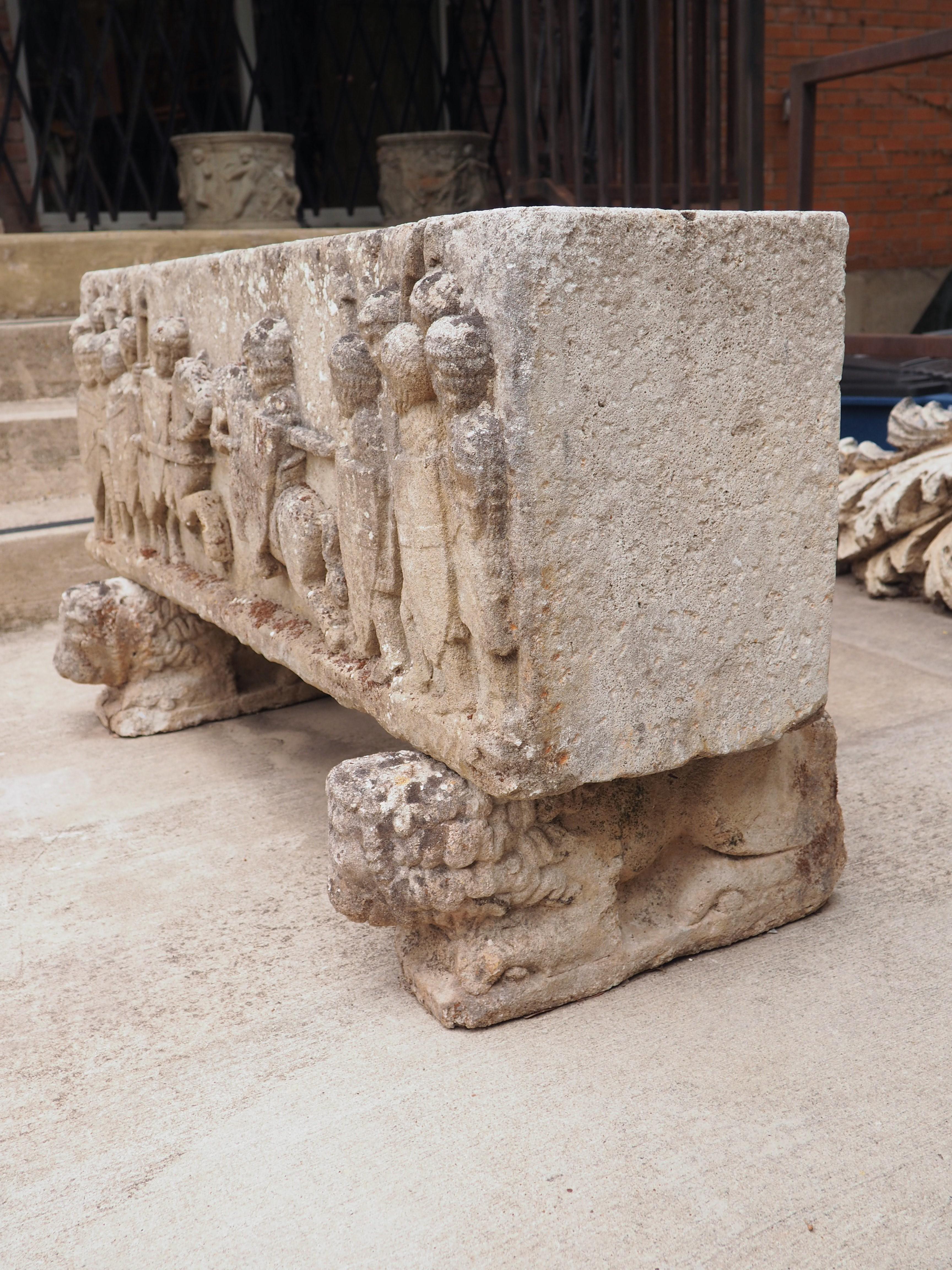 jardiniere en pierre reconstituee