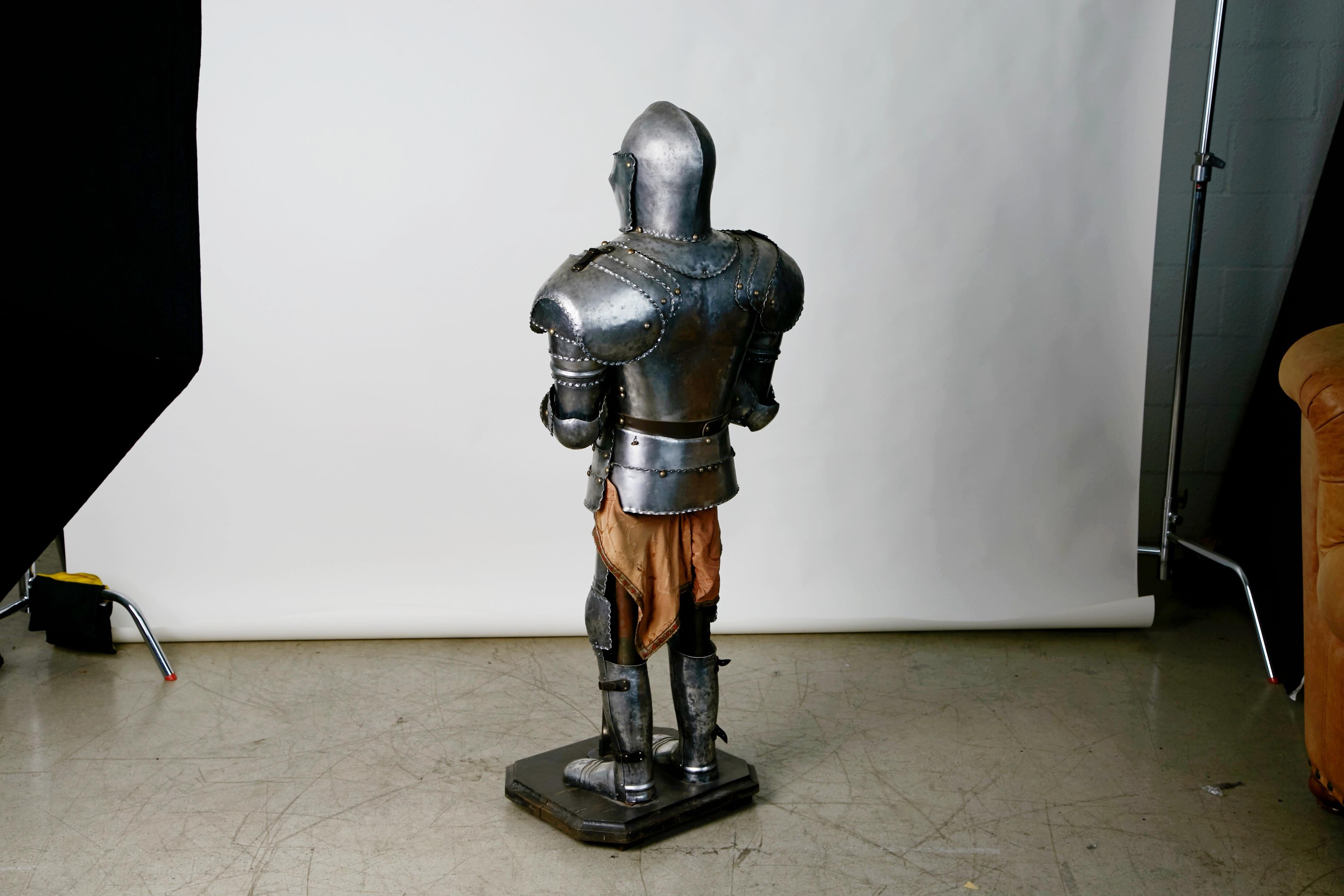 medieval armor stand