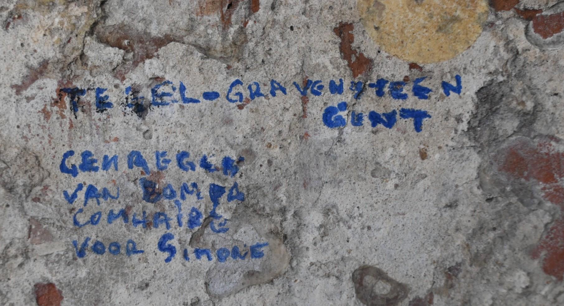 Carreau médiéval du Gravensteen (château des comtes) - Gand - XIVe-XVe siècle en vente 2