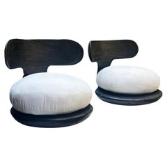 Chaises de méditation de CEU Studio, représentées par Tuleste Factory