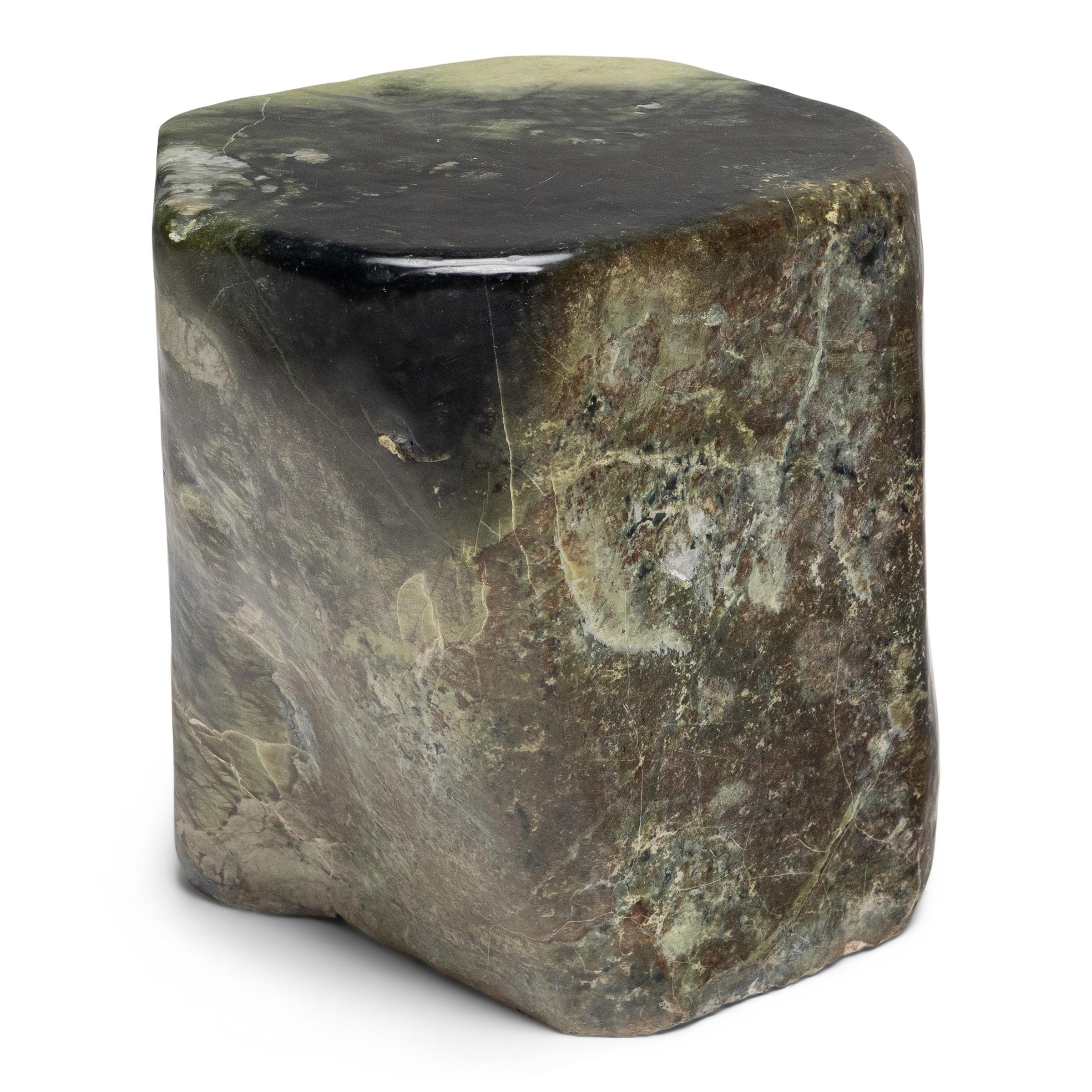 Organique Table d'appoint en pierre pour la méditation en vente