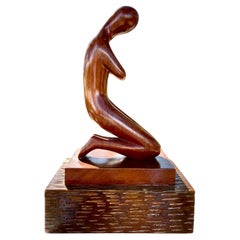Escultura meditativa de madera tallada de Viljo Aarnos (Finlandia)