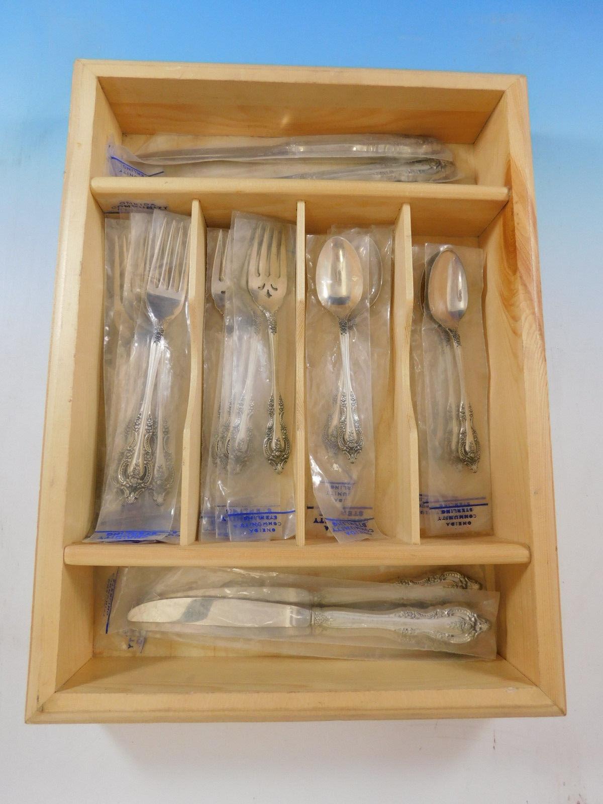 New, unused Mediterranea by Oneida Sterling Silver flatware set, 24 pieces. Great starter set! This set includes:

6 Knives, 9 1/8