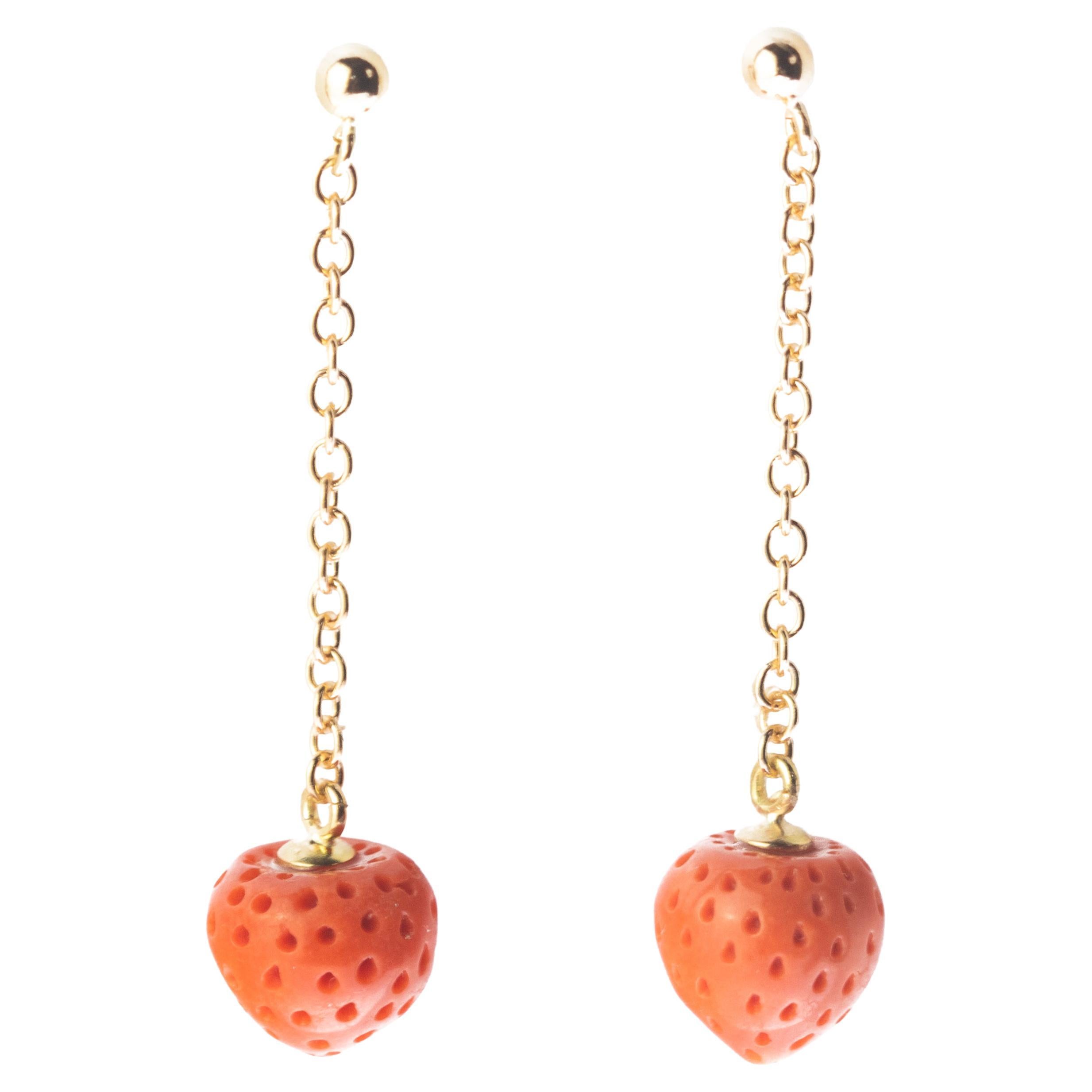 Mediterranean Coral Strawberry 18 Karat Gold Chain Drop Chic Cocktail Earrings