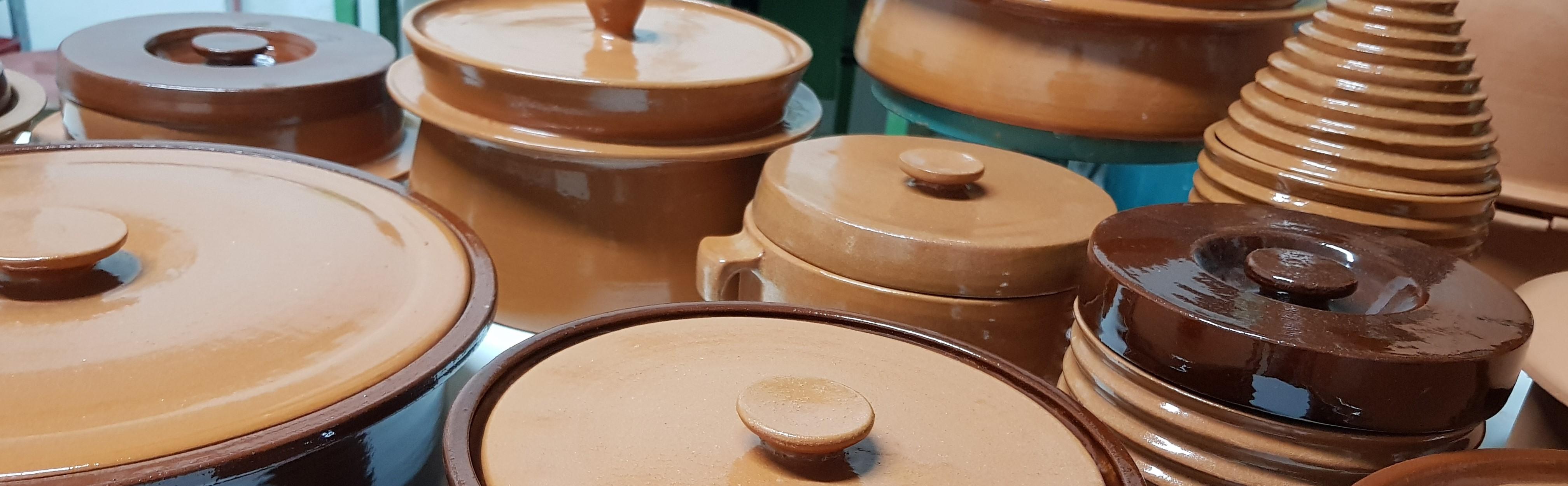 Italian Mediterranean Lands, Cooking Pots, Contemporary Ceramic. For Sale