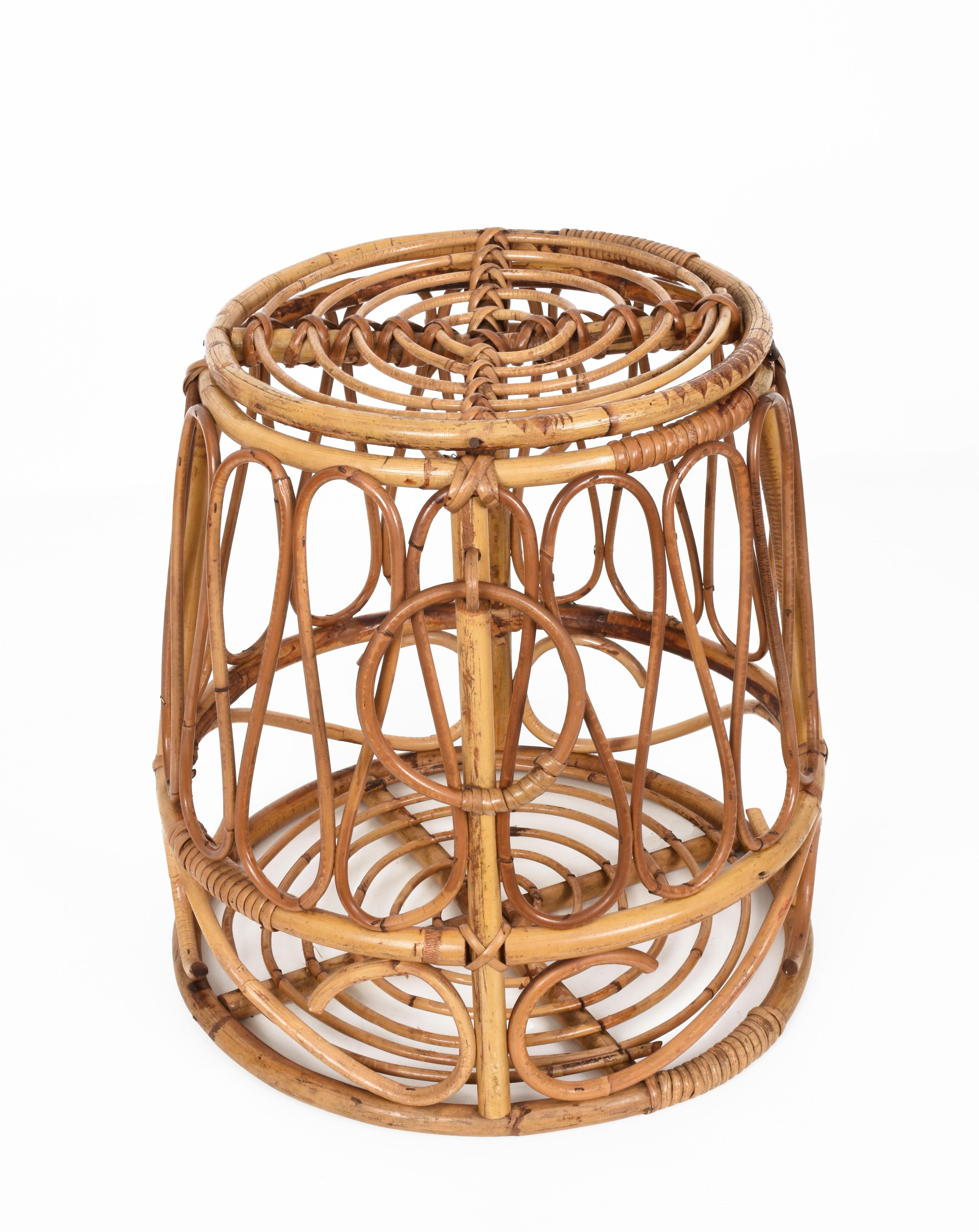 Mid-Century Modern Mediterranean Midcentury Bamboo and Rattan Round Decorative Basket, Italy, 1950s