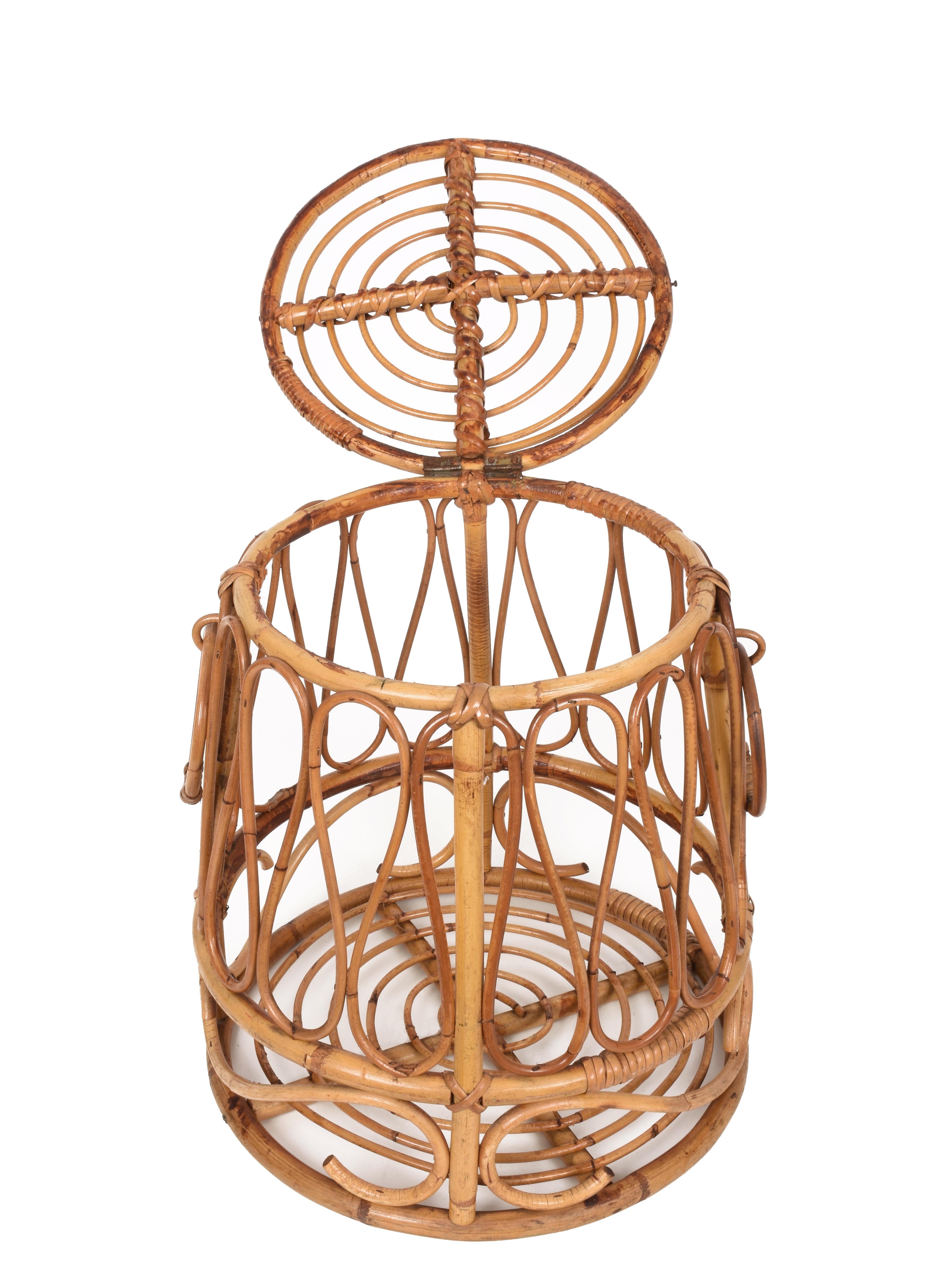 20th Century Mediterranean Midcentury Bamboo and Rattan Round Decorative Basket, Italy, 1950s