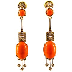 Mediterranean Peach Coral 0.30 Carat White Diamond Yellow Gold Clip-On Earrings