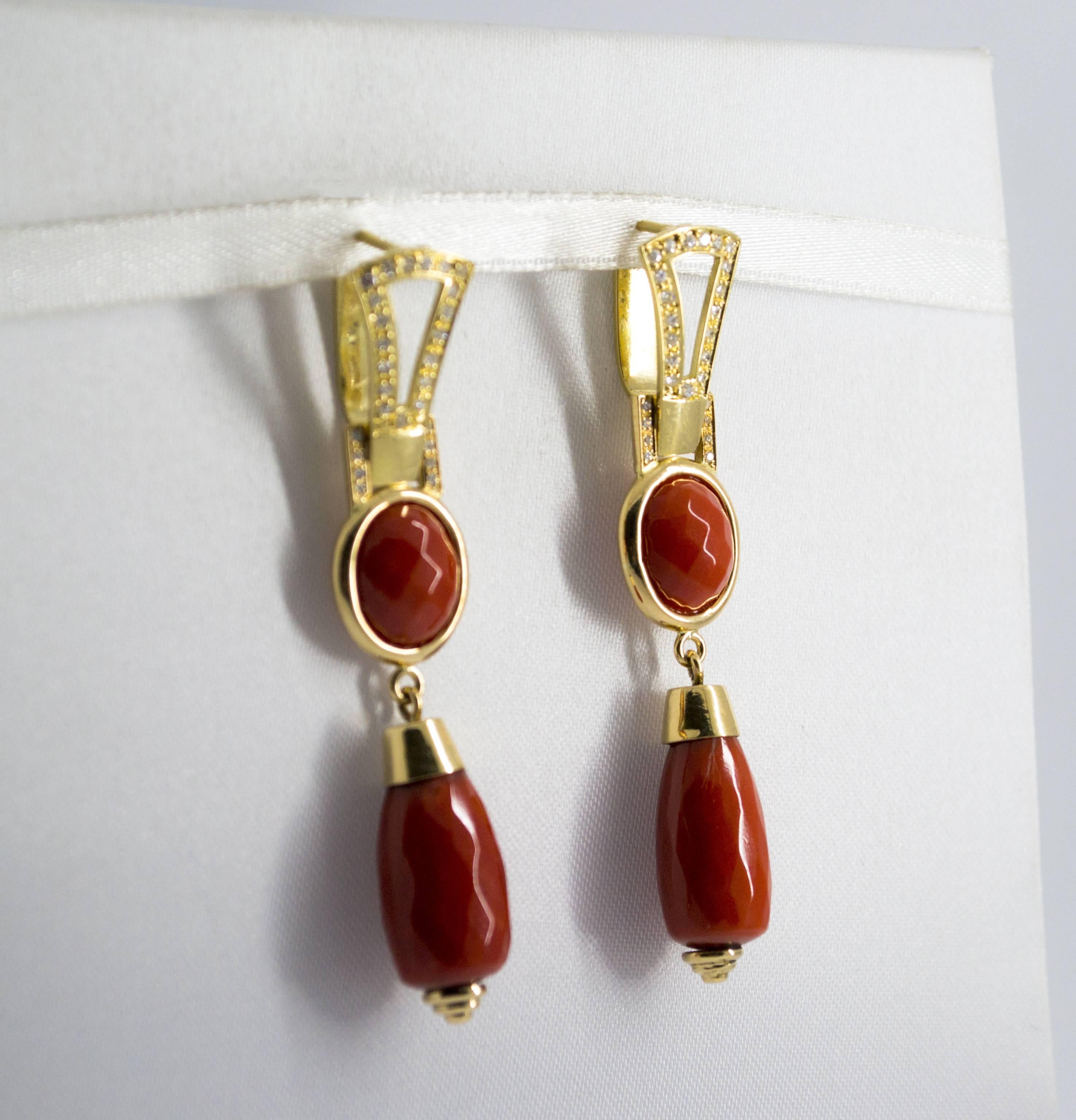 Mediterranean Red Coral 0.40 Carat White Diamond Yellow Gold Lever-Back Earrings In New Condition In Naples, IT