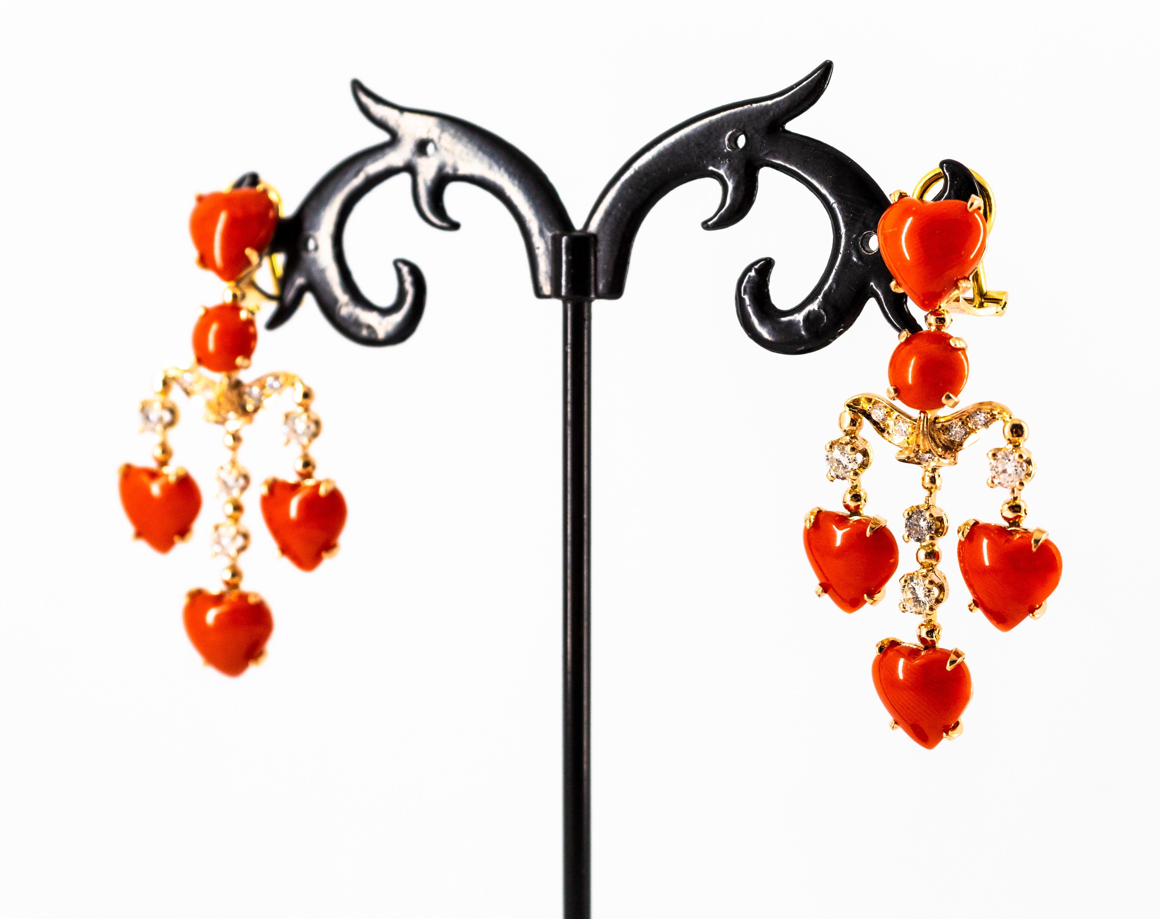 Pendientes de clip de oro amarillo con diamante blanco y coral rojo del Mediterráneo de 0,90 quilates en venta 8