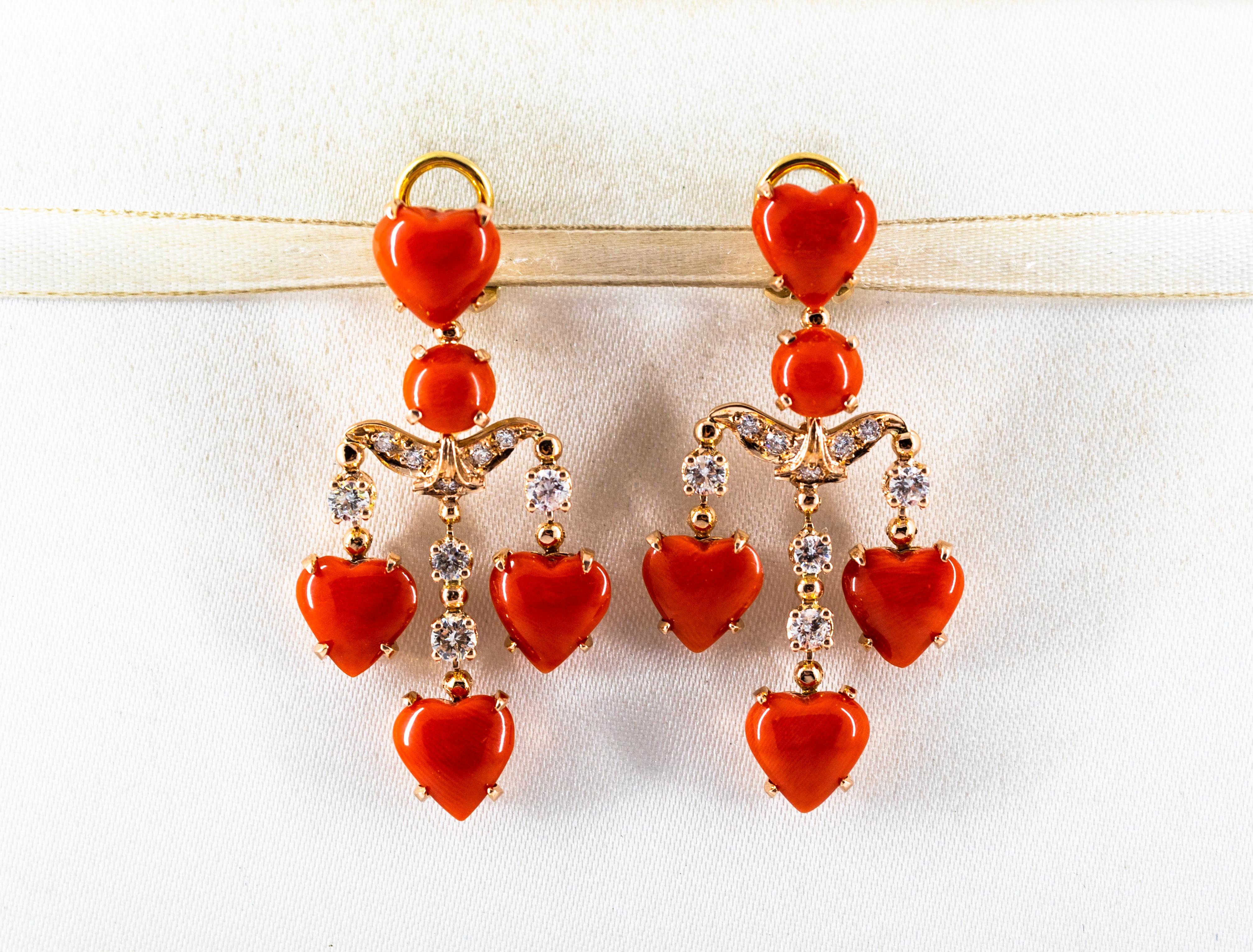 Pendientes de clip de oro amarillo con diamante blanco y coral rojo del Mediterráneo de 0,90 quilates Art Nouveau en venta