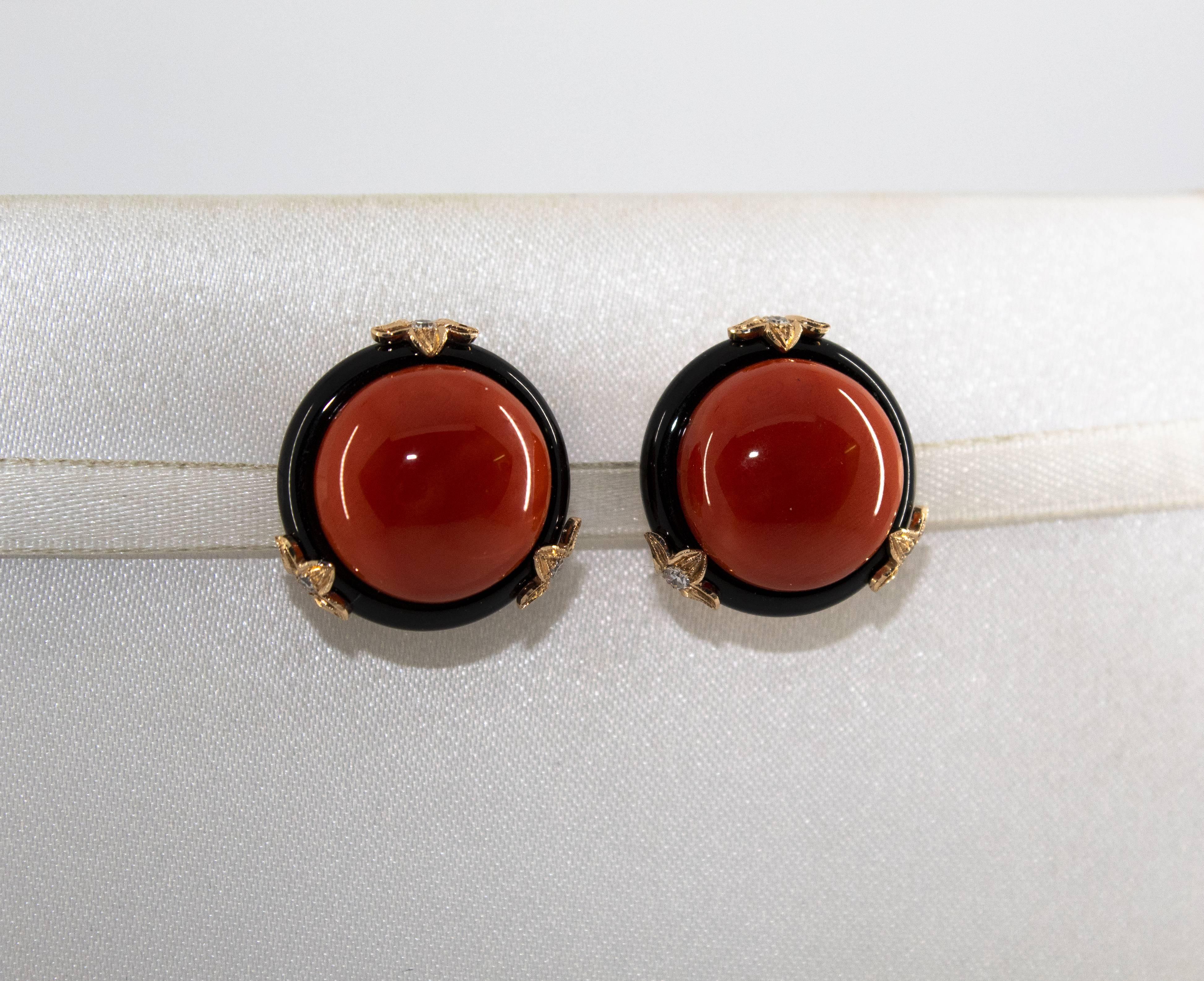 Mediterranean Red Coral Onyx 0.24 Carat Diamond Yellow Gold Clip-On Earrings In New Condition In Naples, IT