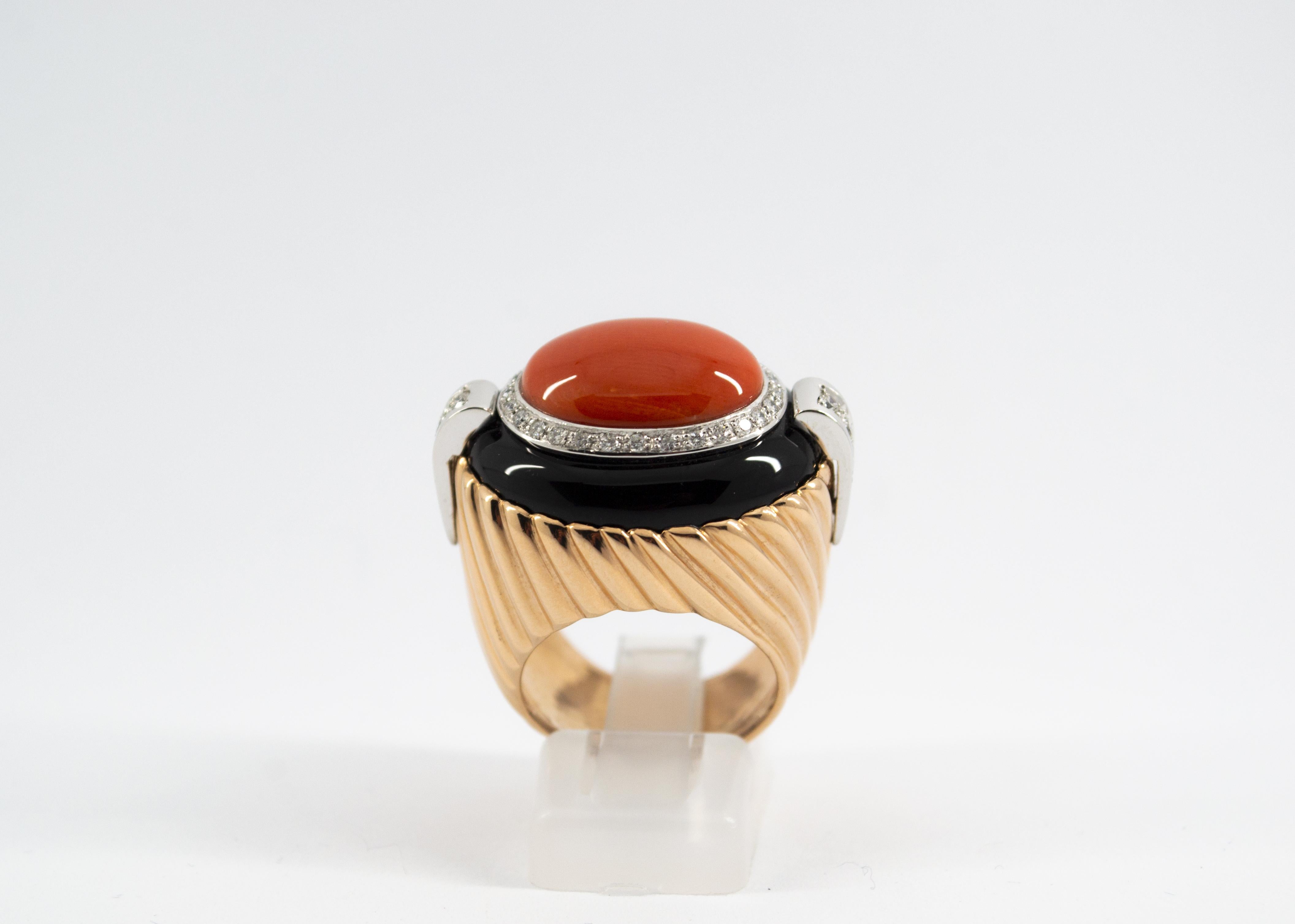This Ring is made of 14K Yellow Gold.
This Ring has 0.40 Carats of Diamonds.
This Ring has also a big Red Mediterranean (Sardinia, Italy) Coral and Onyx.
This Ring is inspired by Renaissance Style.
Size ITA: 14 USA: 7
We're a workshop so every piece