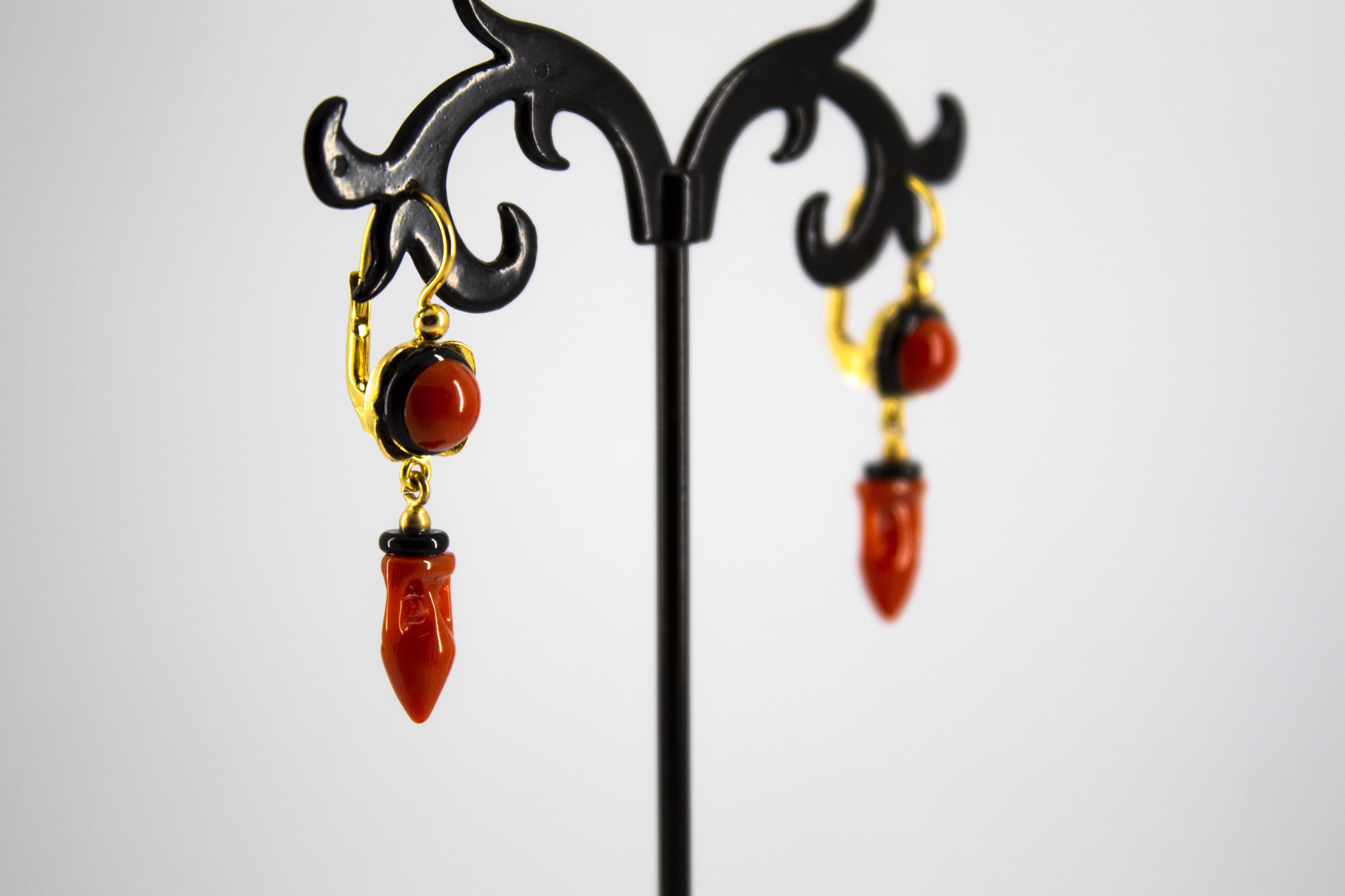 Mediterranean Red Coral Onyx Yellow Gold Lever-Back 