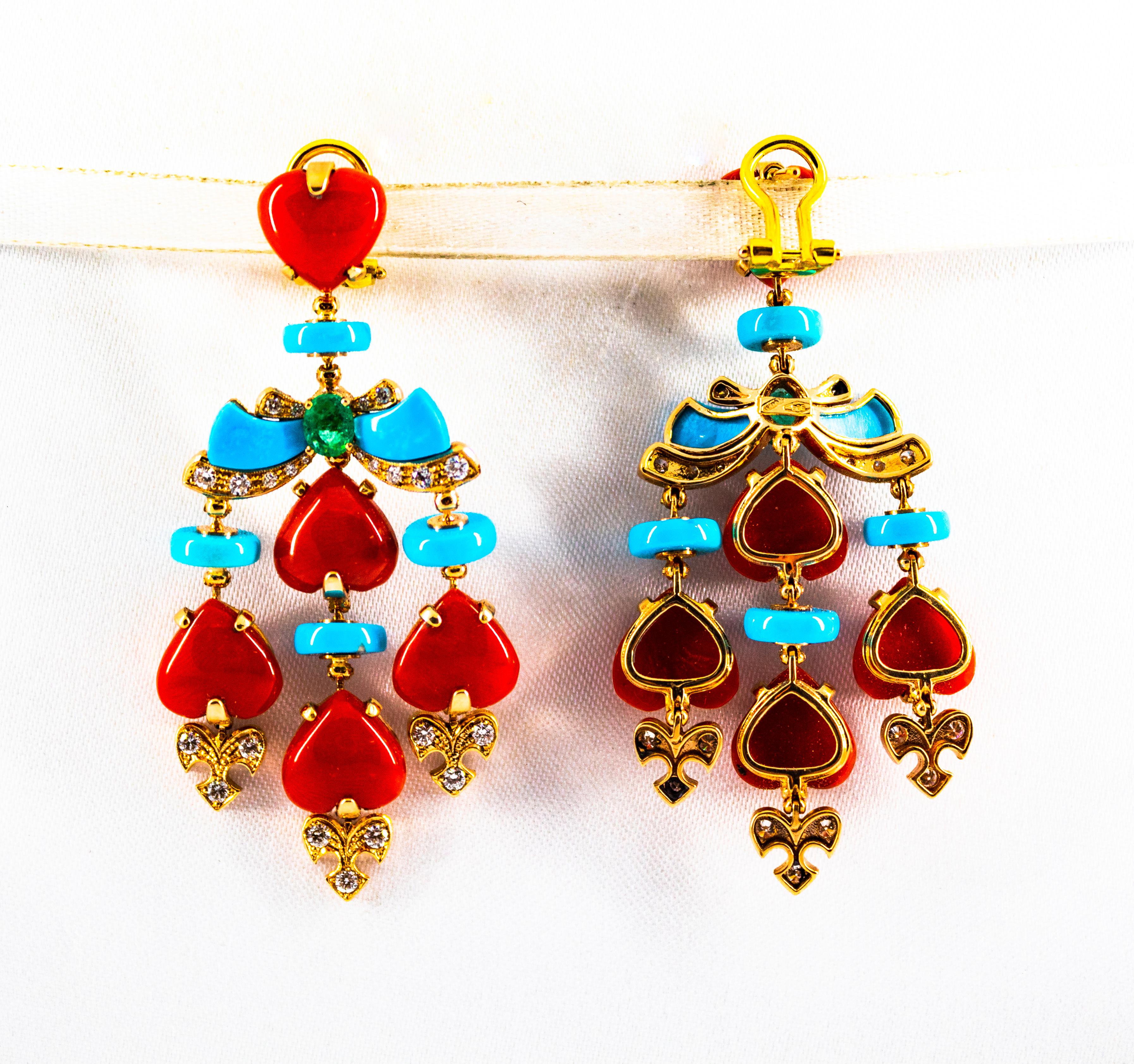 Pendientes de clip de oro amarillo coral rojo mediterráneo turquesa esmeralda diamante en venta 2