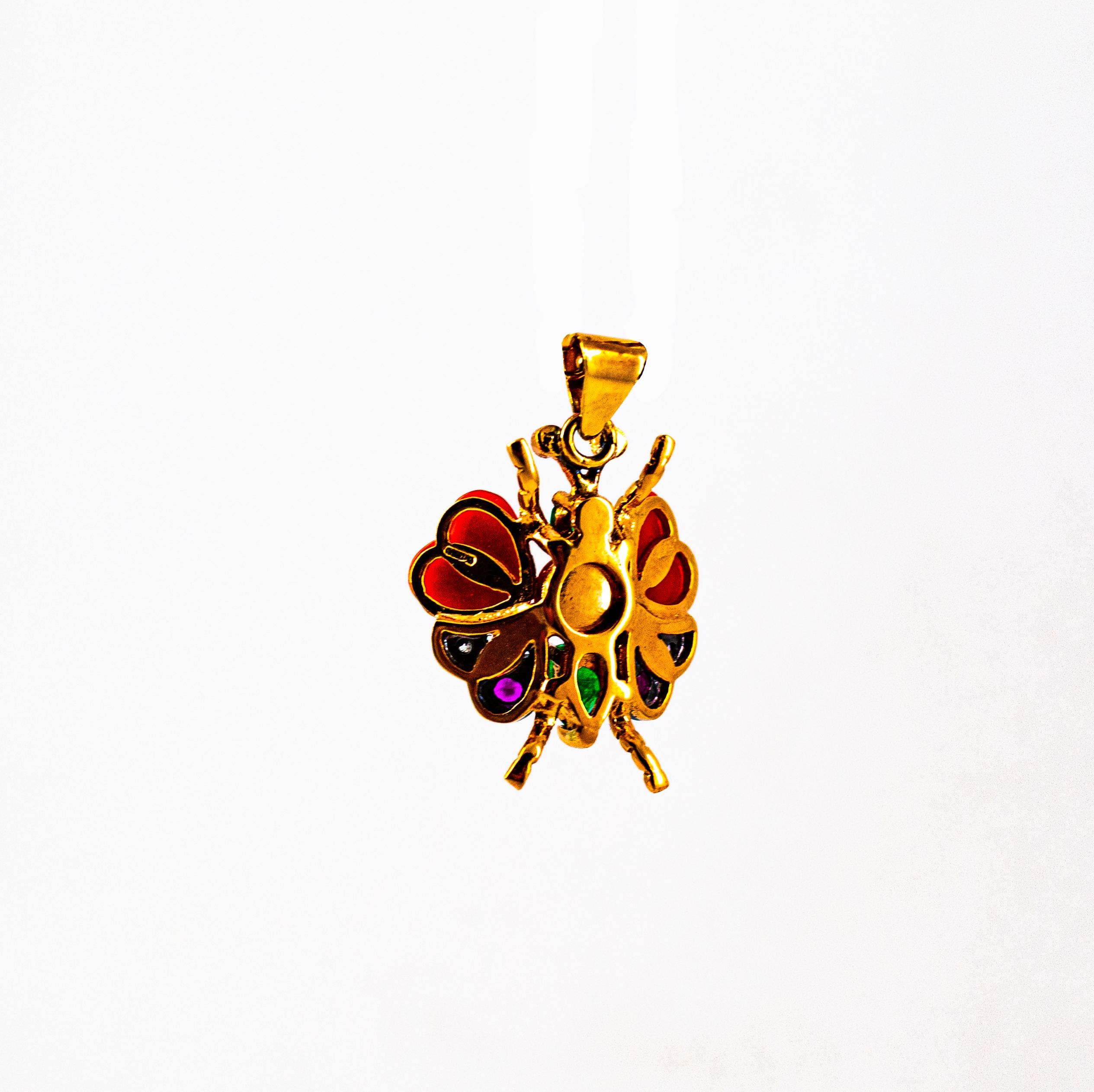 Ciondolo a forma di farfalla in oro giallo, corallo rosso mediterraneo, diamante bianco e rubino smeraldo in vendita 2