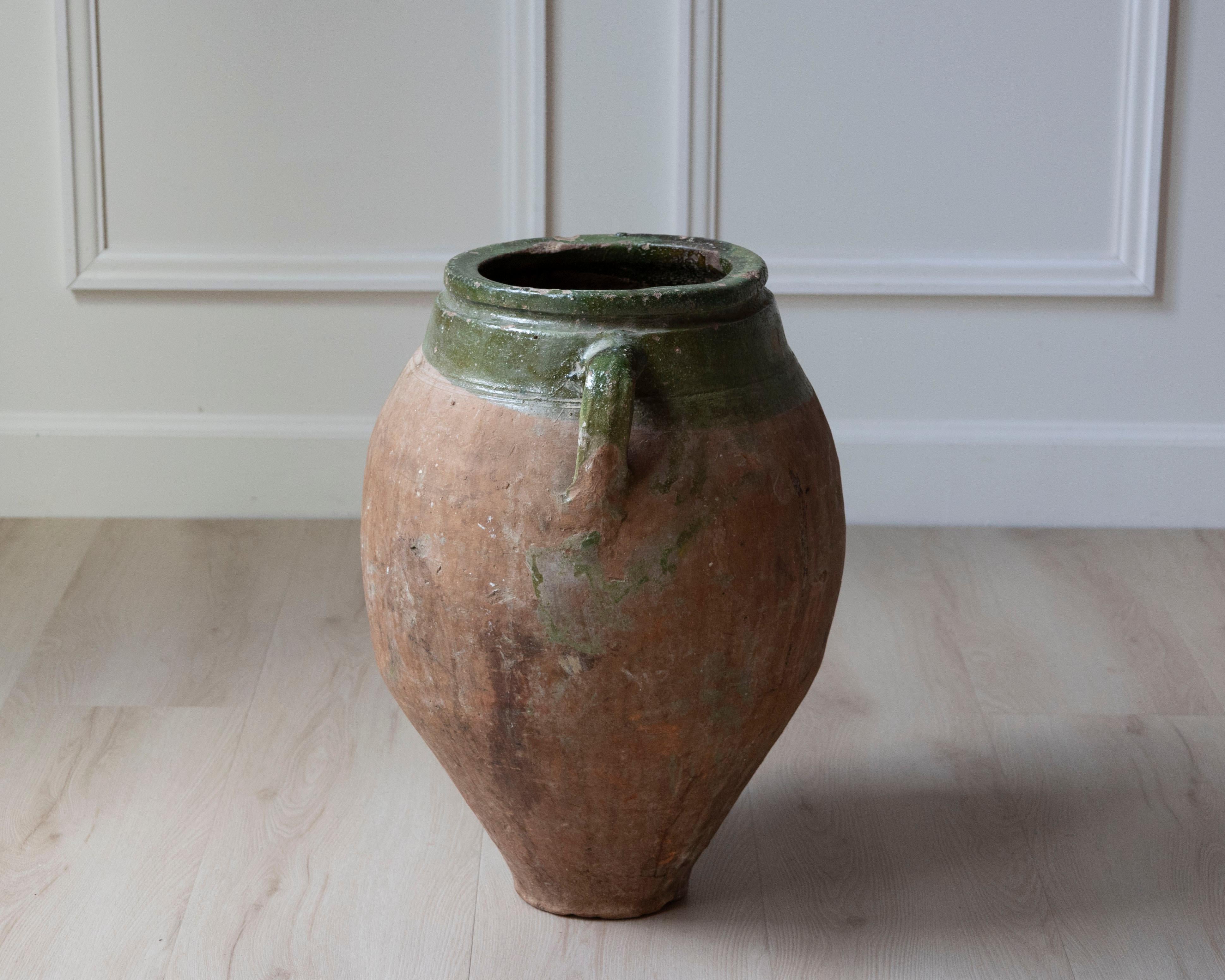 Mediterranean Terracotta Jar with Green Glazed Rim, 19th Century In Good Condition For Sale In Atlanta, GA