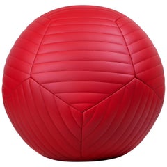 Pouf a fascia con sfera rotonda da 18" in pelle rosso ibisco di Moses Nadel