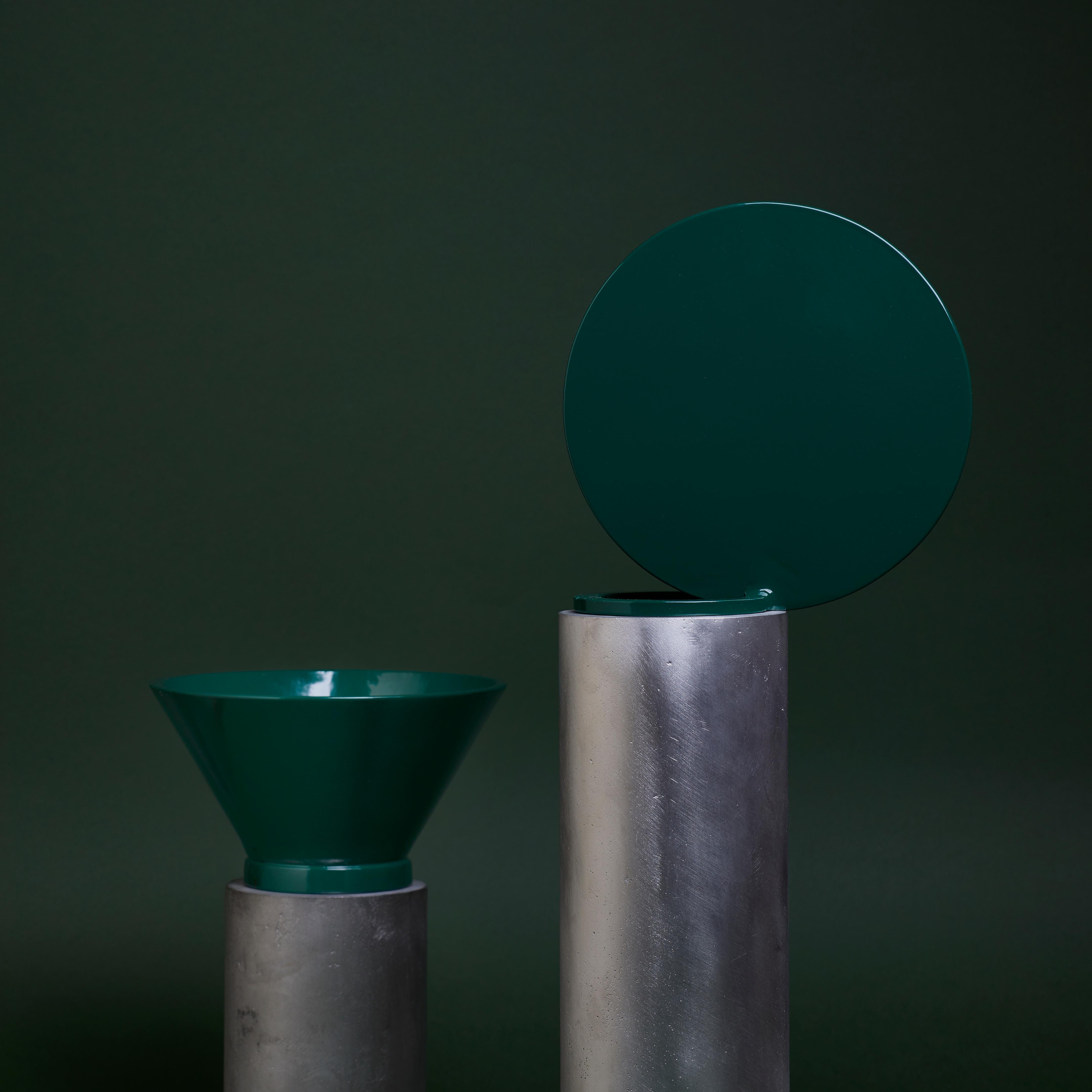 Postmoderno Vaso medio Behaviorology di Etienne Bastormagi in vendita