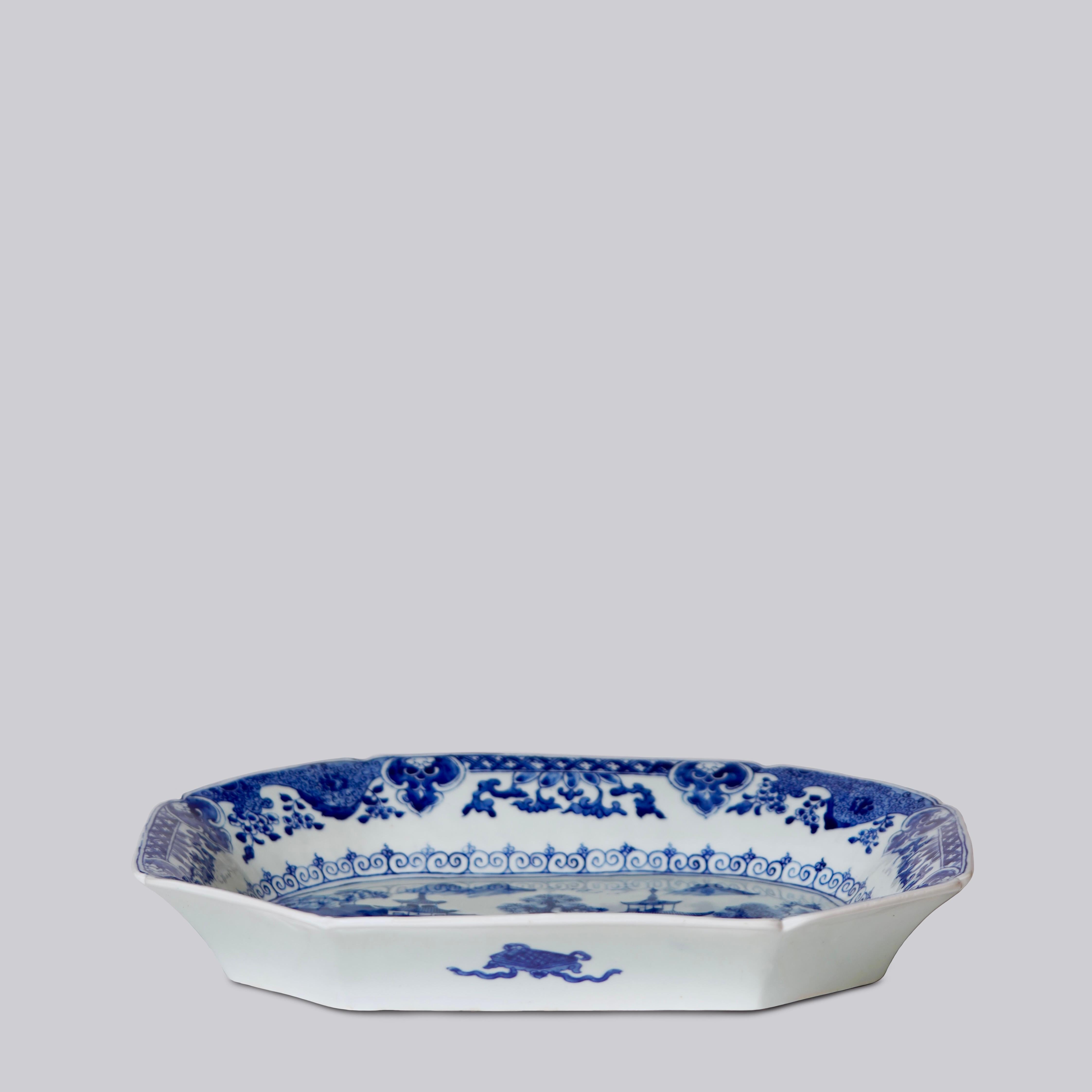 Chinese Export Medium Blue and White Willow Ware Octagonal Porcelain Platter For Sale