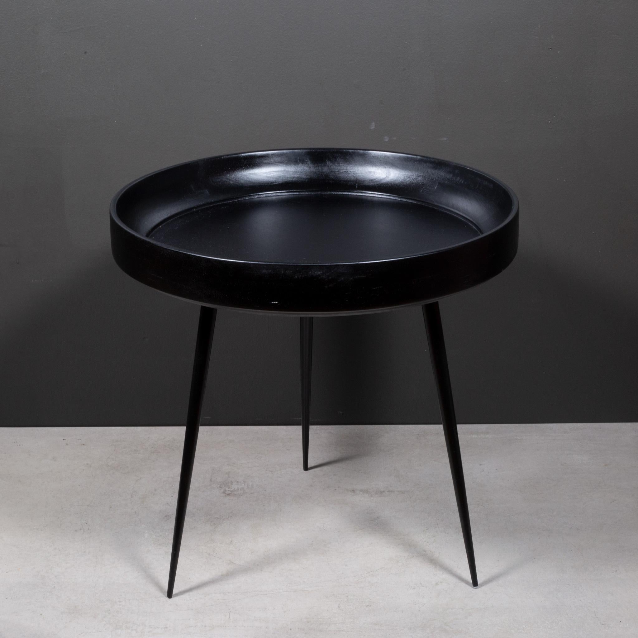 Medium Bowl Side Table in Black by Mater In Good Condition In San Francisco, CA