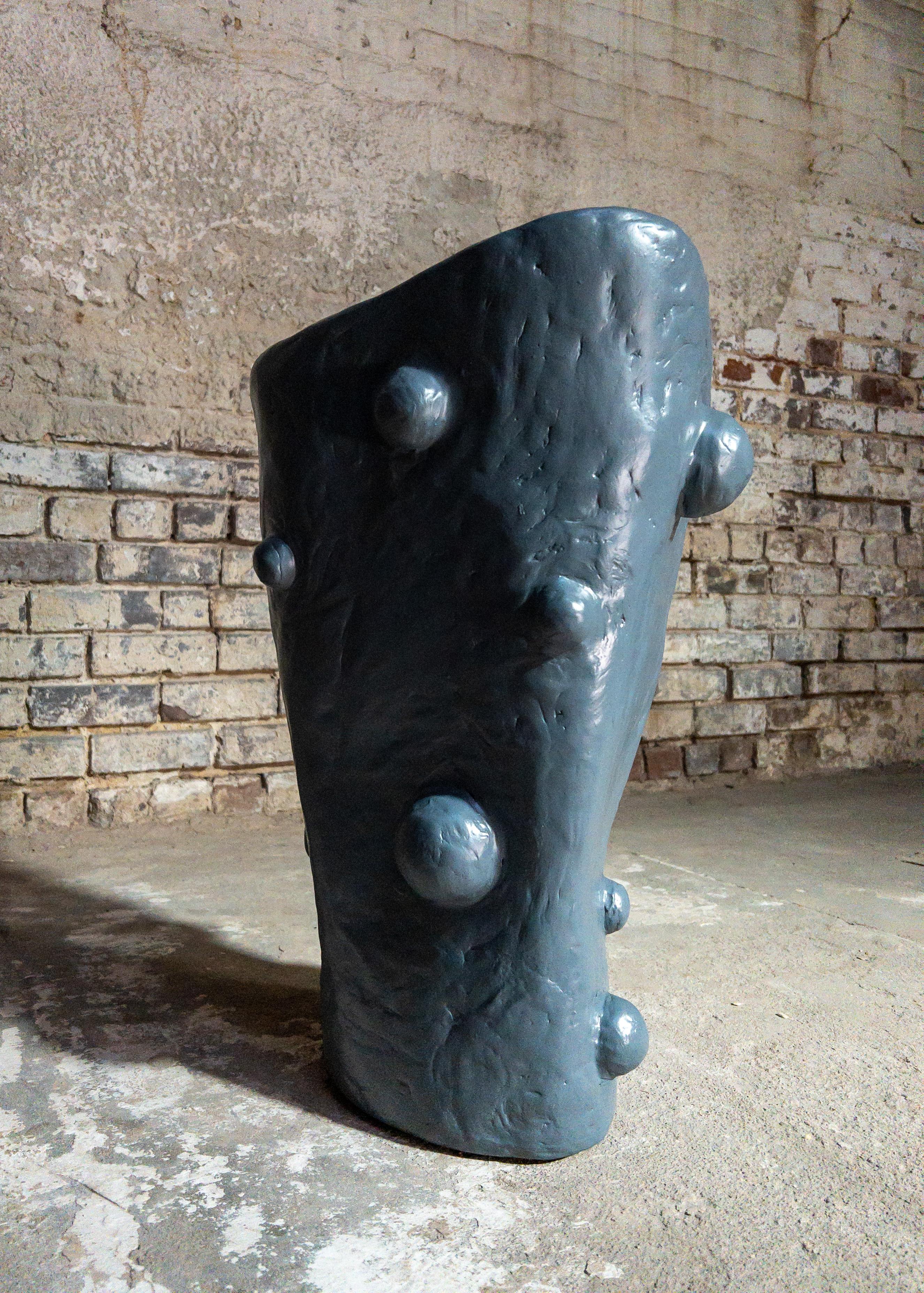 Postmoderne Medium Breakout Vase in Gypsum & Fiberglass by Brent Warr Studios en vente