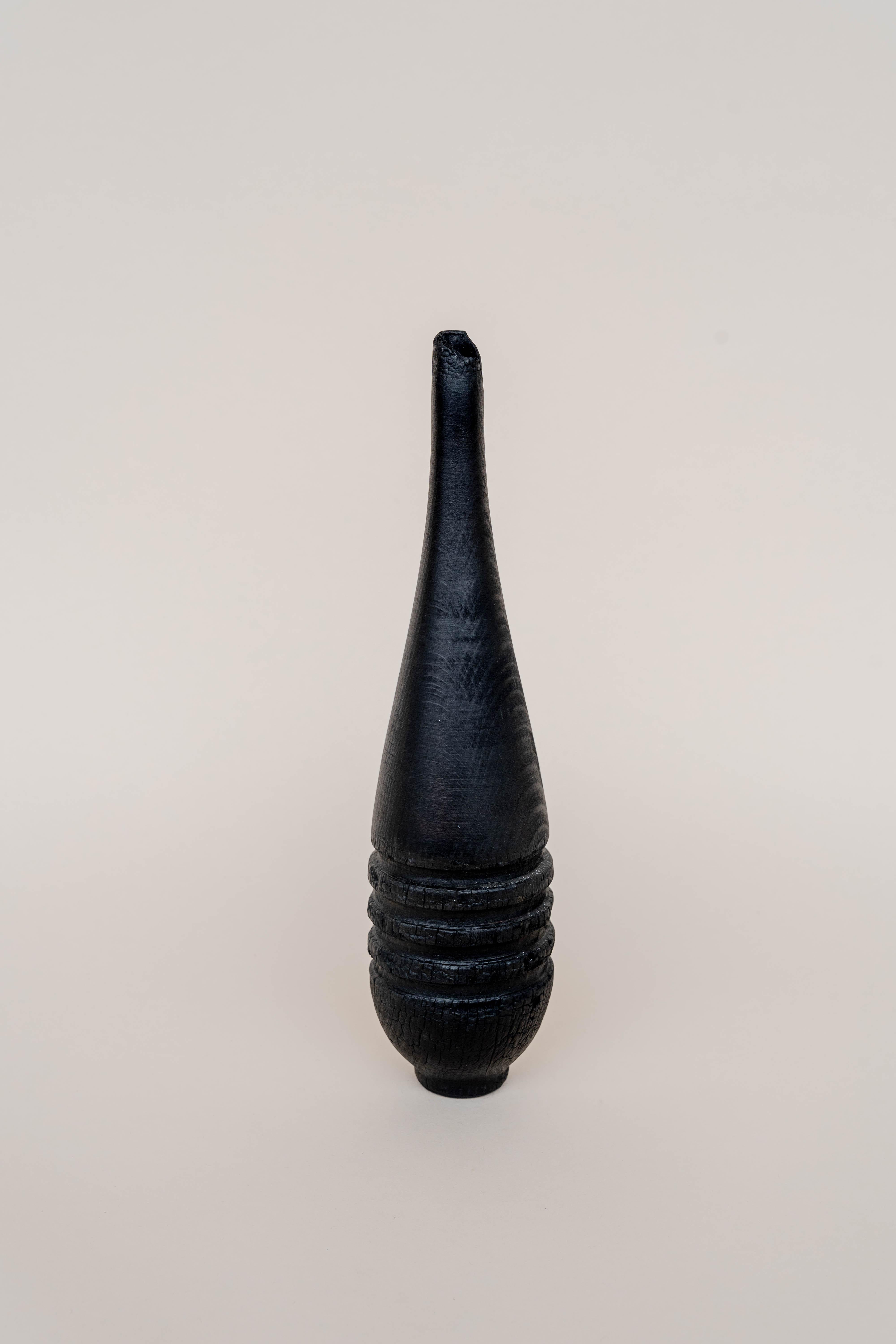Medium Burnt Vase by Daniel Elkayam For Sale 1