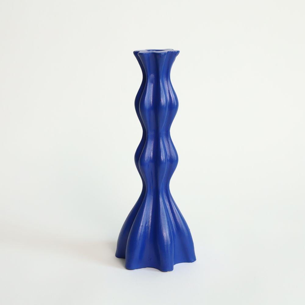 Medium Capillary Waves Candlestick in Cobalt
Capillary Waves are one of nature’s most inspirational formations due to their intricate and complex nature. The candlestick takes after these patterns much like the ripple effect that can be seen when