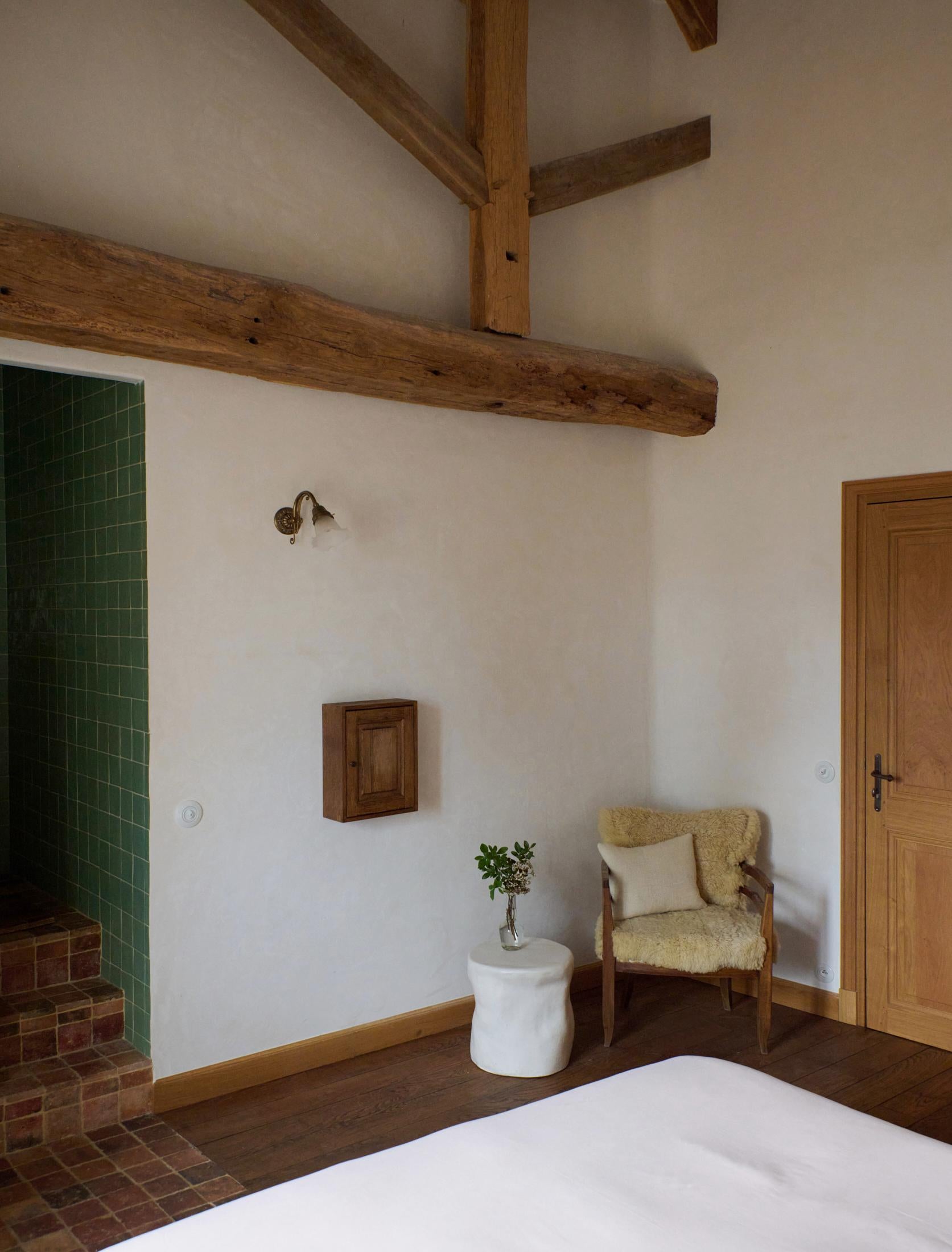 Table d'appoint moyenne en céramique par Project 213A en vente 11