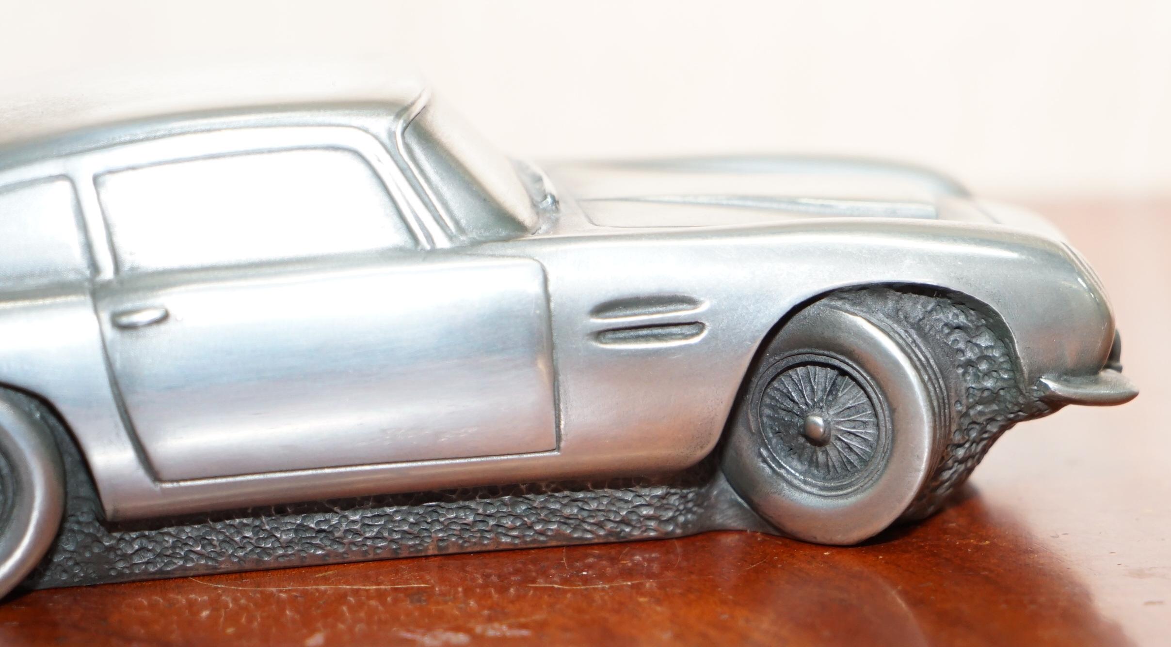 Hand-Crafted Medium Compulsion Gallery Pewter Aston Martin Db5 James Bond 1960s Racing Car