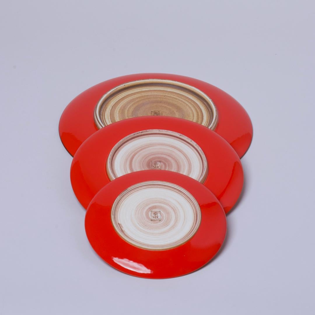Molded Medium Coral Red Glazed Porcelain Hermit Plate with Rustic Rim