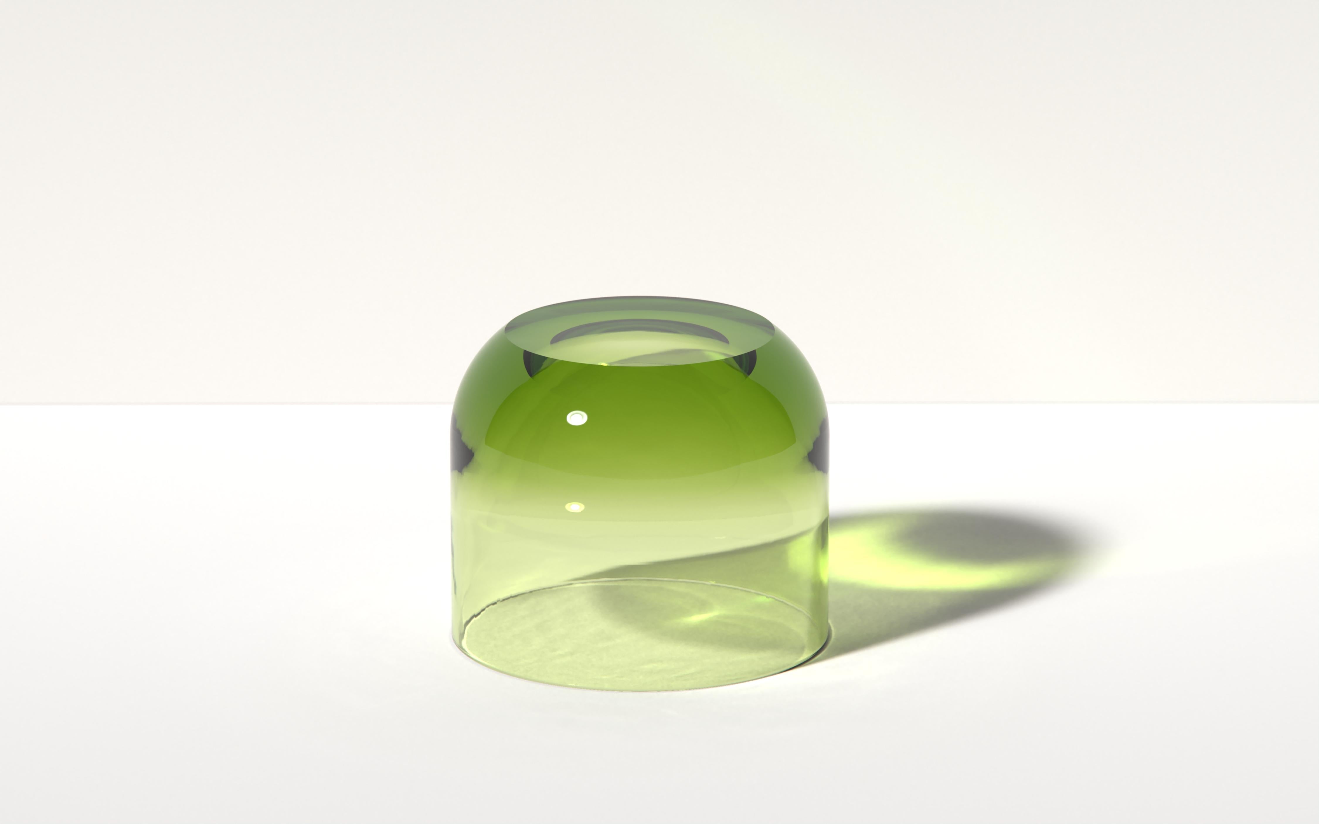 Tavolino medio Dew Drop in resina traslucida e cristallina, di Ian Cochran In condizioni Nuovo in vendita a New York, NY