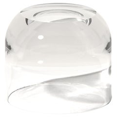 Table d'appoint Medium Dew Drop en résine translucide cristalline, par Ian Cochran