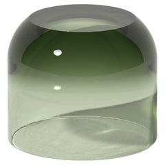 Table d'appoint Medium Dew Drop en Deep Olive, résine translucide, par Ian Cochran