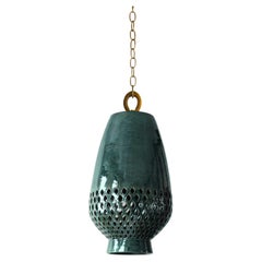 Lampe à suspension en céramique émeraude de taille moyenne, bronze huilé, diamants Collection Atzompa