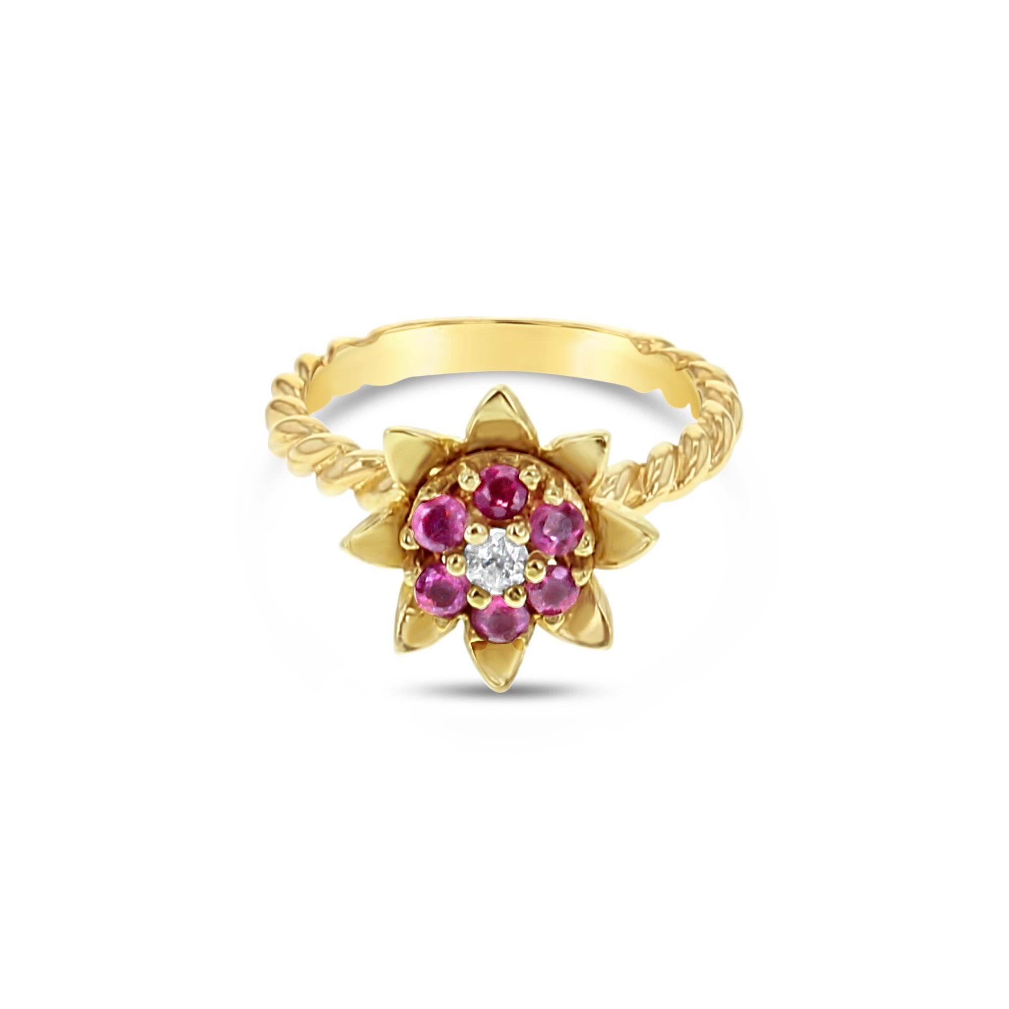 Mittelgroßer Tulpenring mit Smaragd oder Rubin 14k Gelbgold für Damen oder Herren im Angebot