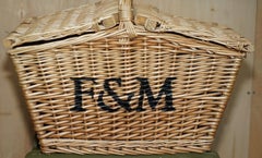 PANIER DE PIQUE-NIQUE FORTNUM & MASON EN OSIER ET CUIR, TAILLE MOYENNE, AVEC COMPARTIMENT À BÛCHES ET PANIER EN LIN