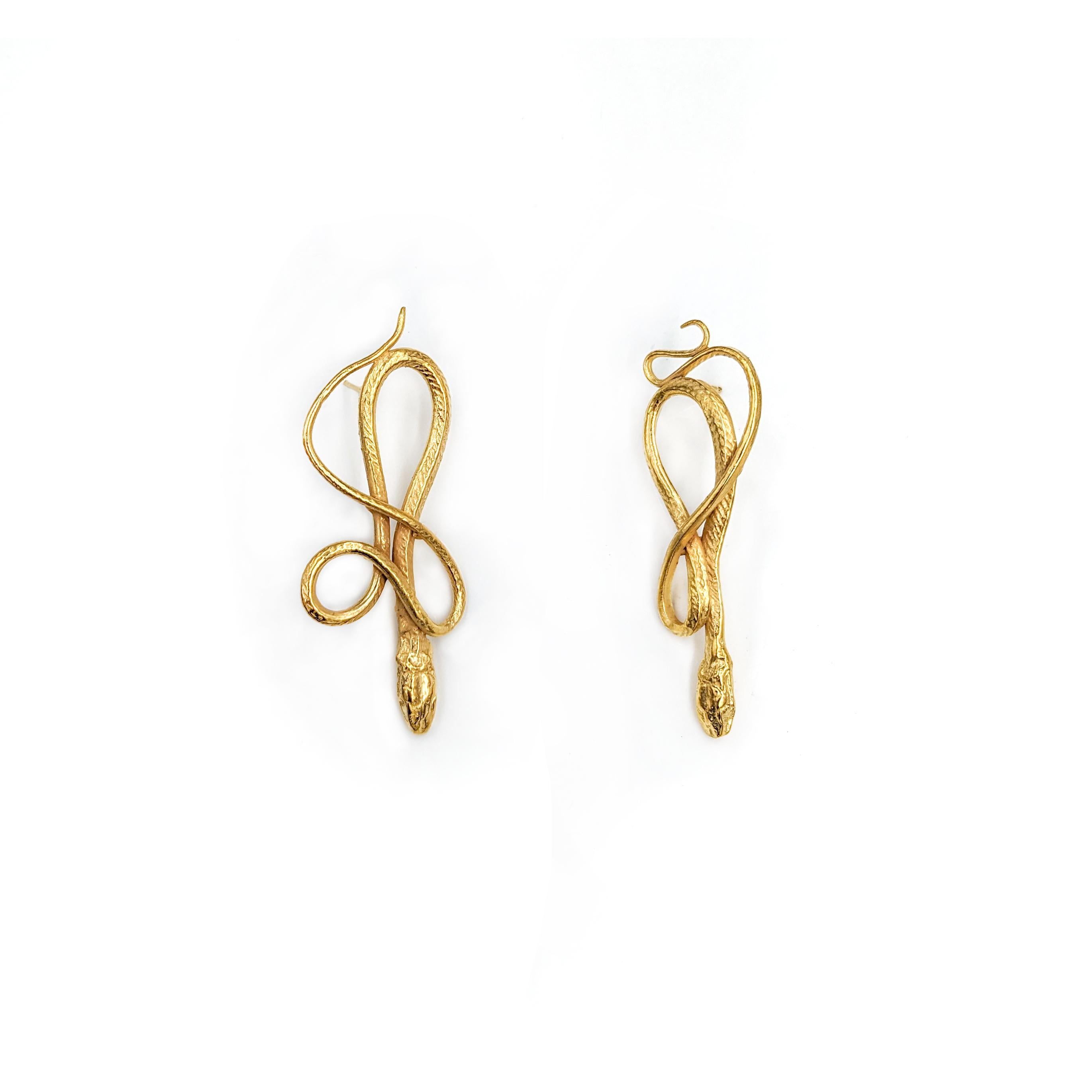 Women's or Men's Medium Gold Serpentine Earrings For Sale