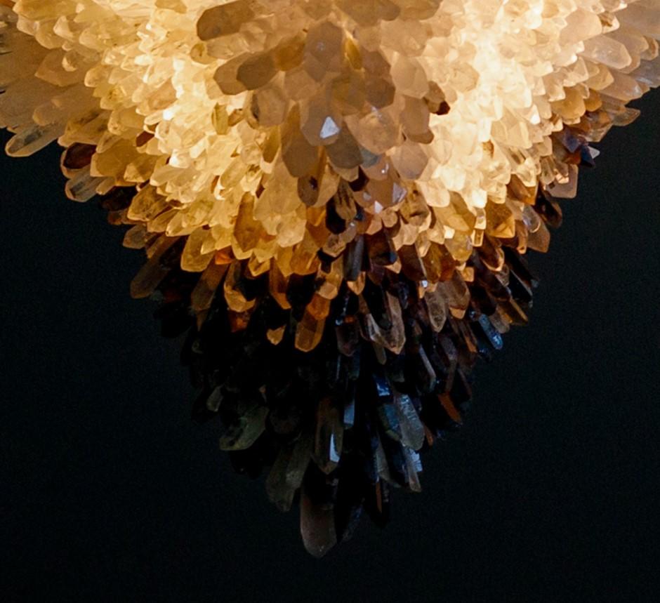 Lampada a sospensione media a gradazioni organiche con grappolo di cristallo di Christopher Boots In condizioni Nuovo in vendita a Geneve, CH