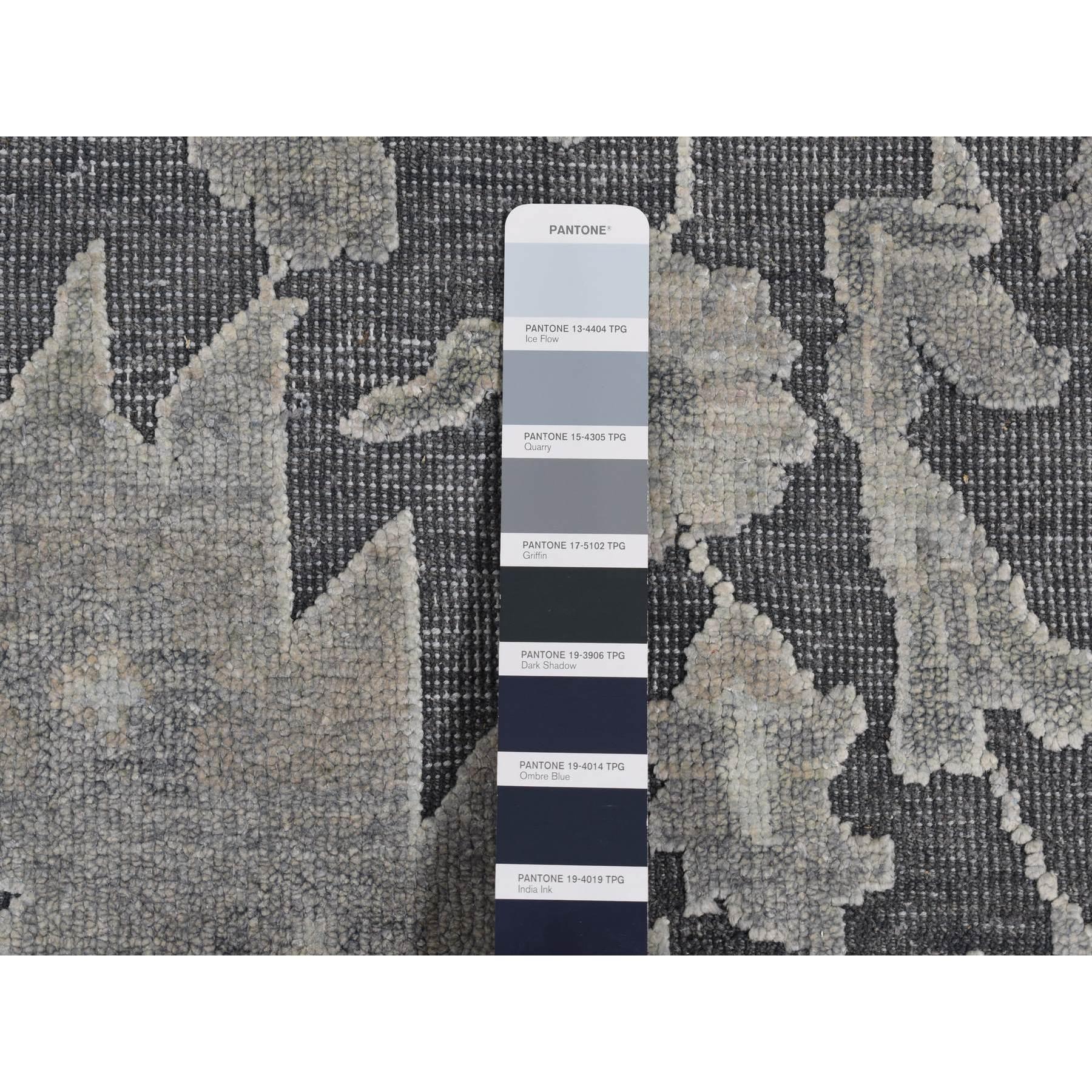 Medium Gray Hand Knotted Oushak Influence Silk with Wool Rug 9'0